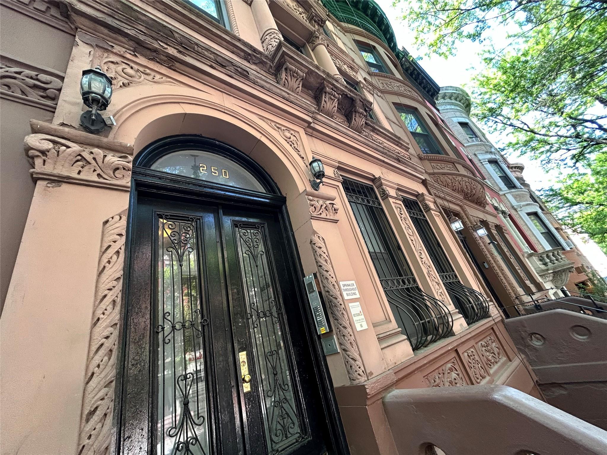 Apartment 137th  Manhattan, NY 10030, MLS-862289-12