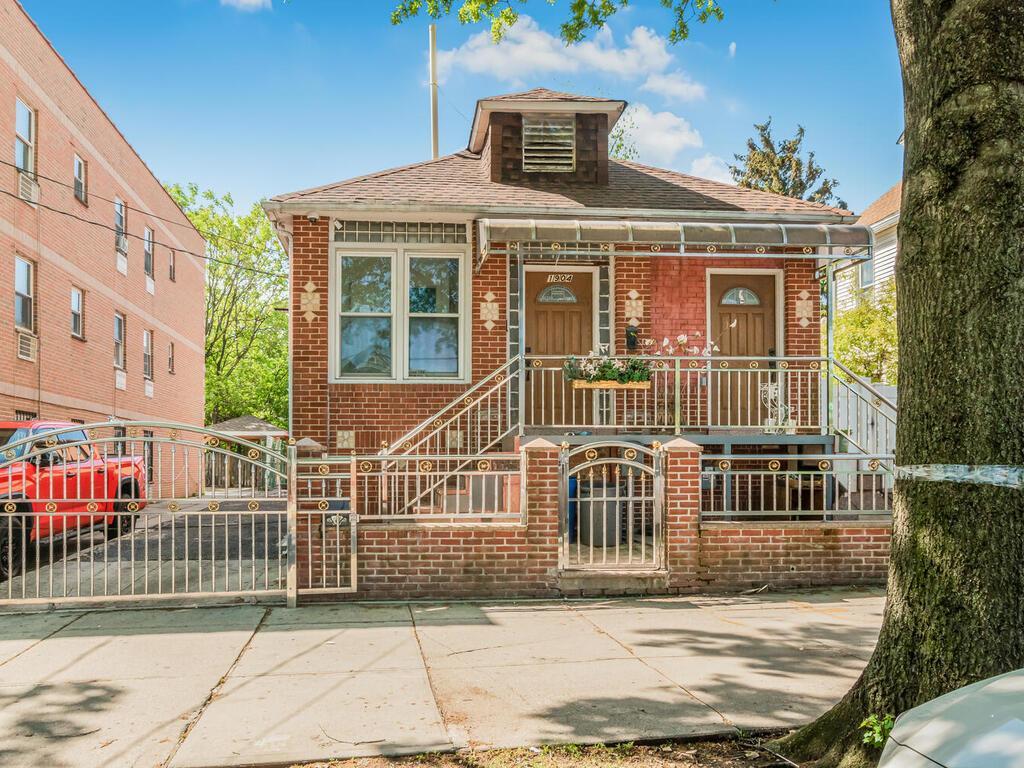 Single Family Lacombe  Bronx, NY 10473, MLS-862306-2