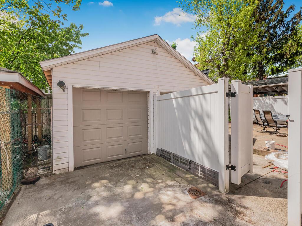 Single Family Lacombe  Bronx, NY 10473, MLS-862306-25