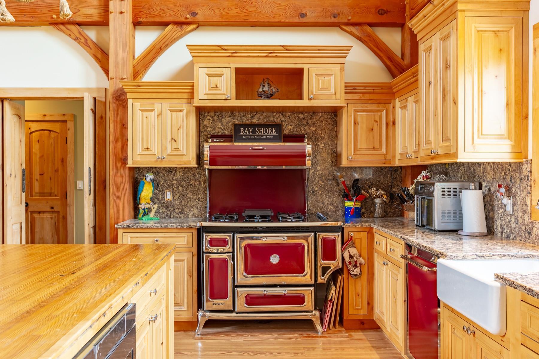 Single Family Potter  Suffolk County, NY 11706, MLS-862314-13