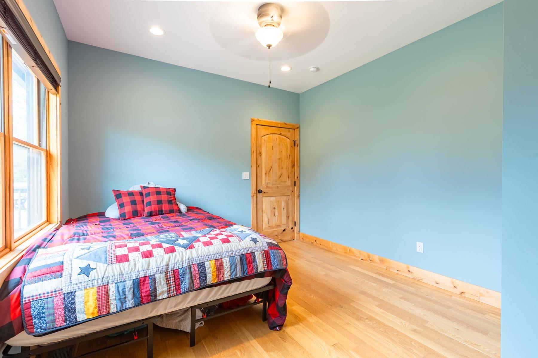 Single Family Potter  Suffolk County, NY 11706, MLS-862314-21