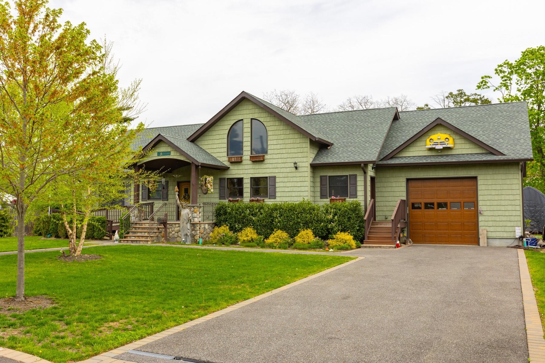 Single Family Potter  Suffolk County, NY 11706, MLS-862314-3
