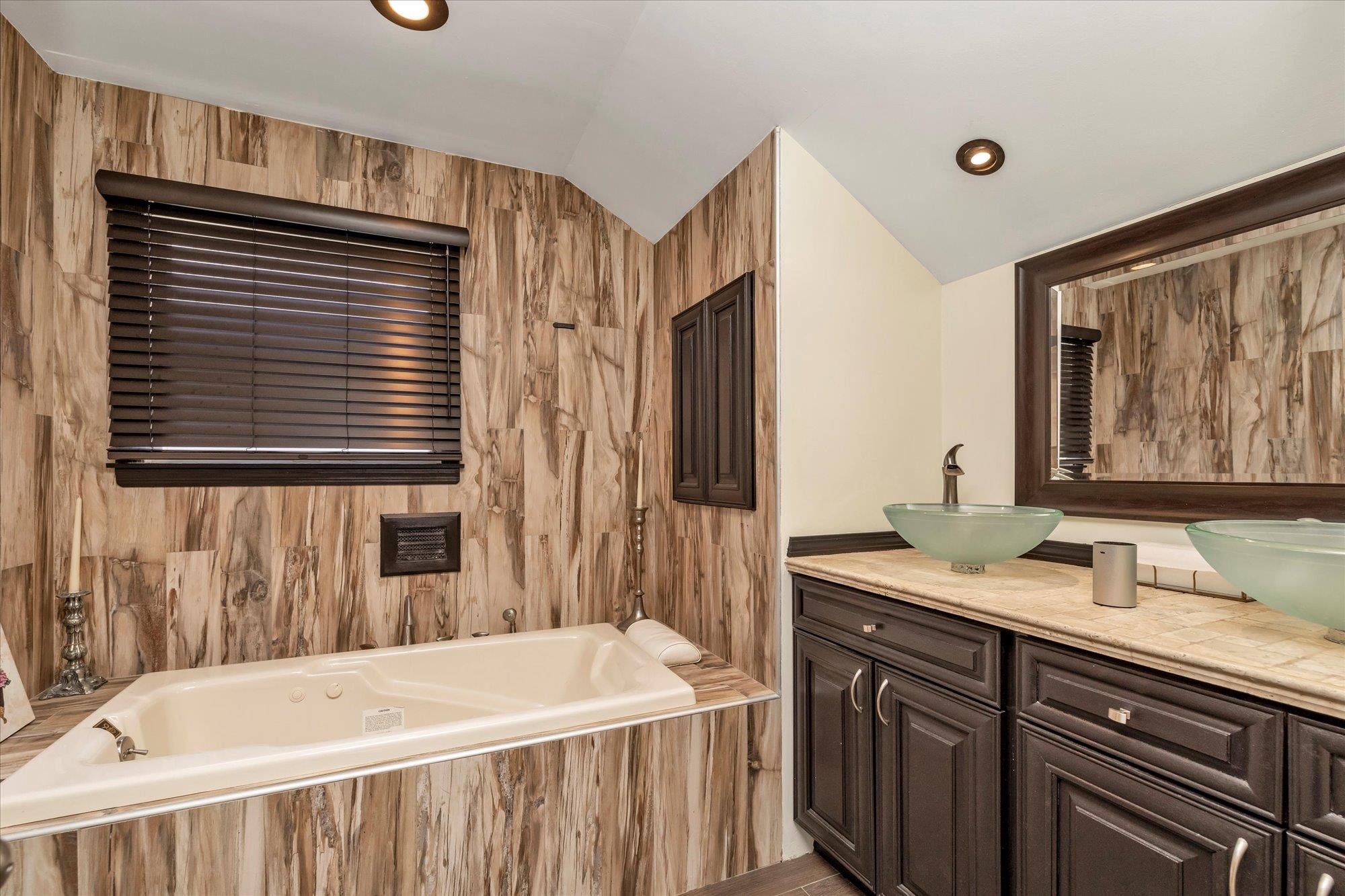 Single Family Westside  Nassau County, NY 11520, MLS-862316-16