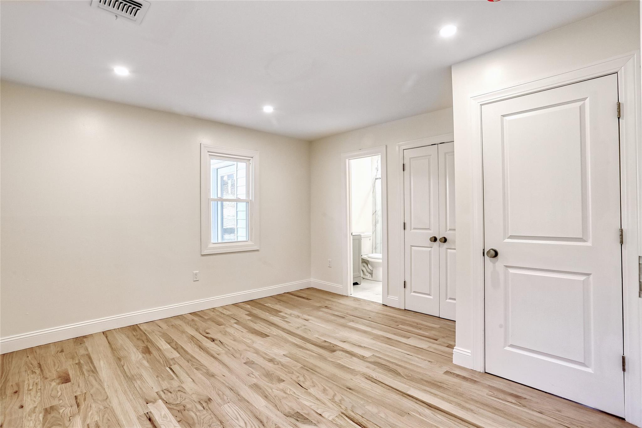 Single Family Capt Shankey  Rockland County, NY 10923, MLS-862321-15