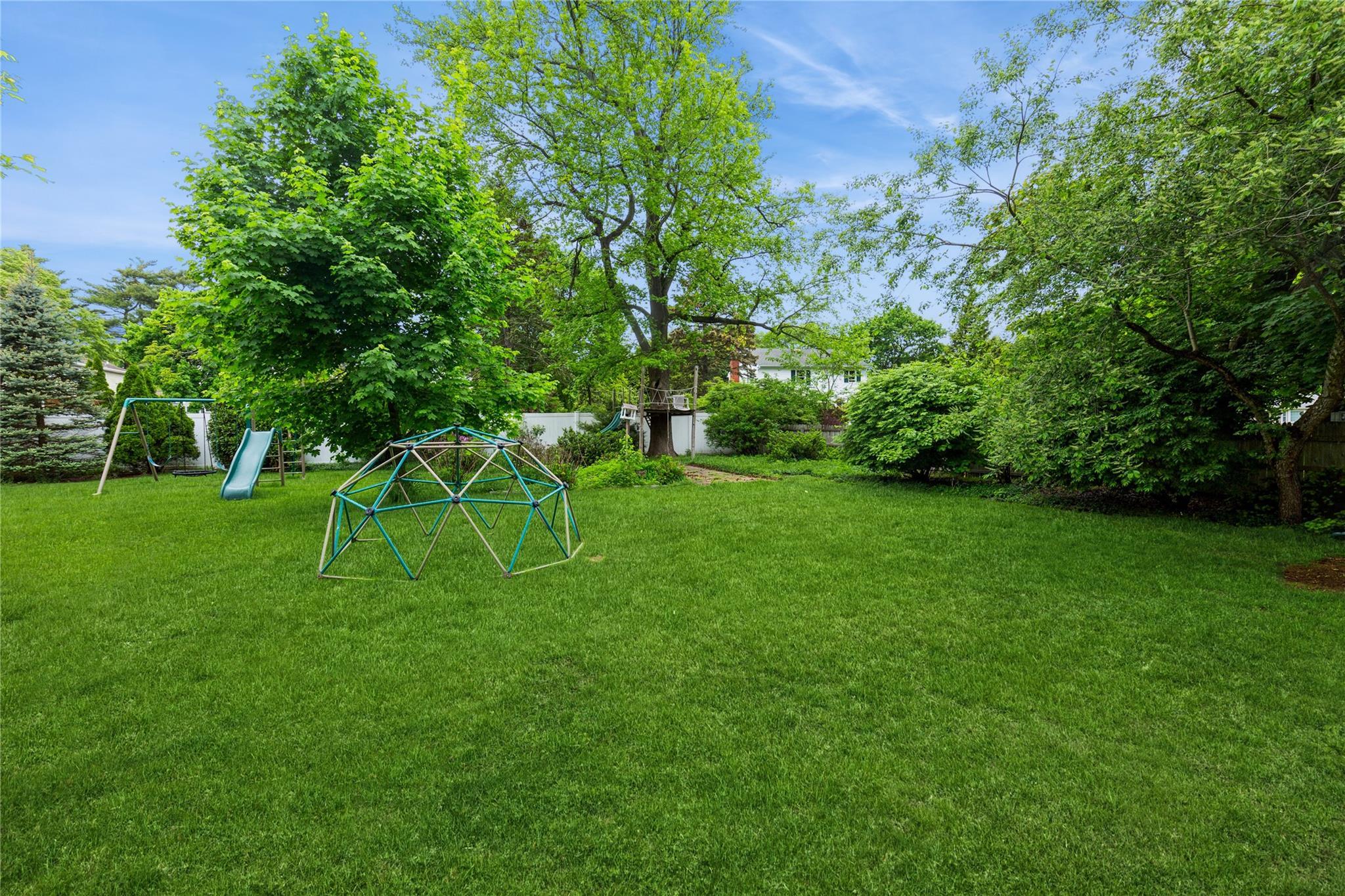 Single Family Astor  Suffolk County, NY 11780, MLS-862339-21