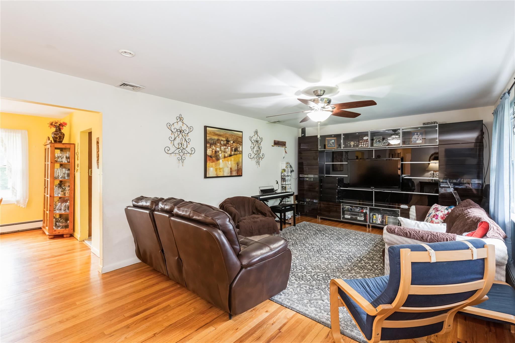 Single Family Astor  Suffolk County, NY 11780, MLS-862339-26