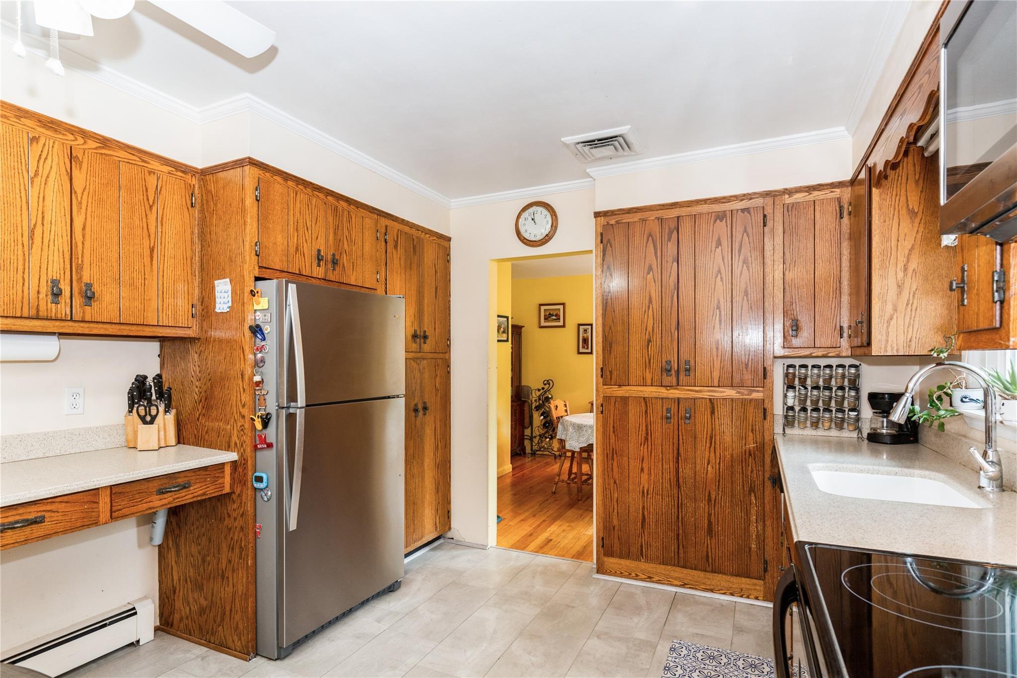 Single Family Astor  Suffolk County, NY 11780, MLS-862339-34