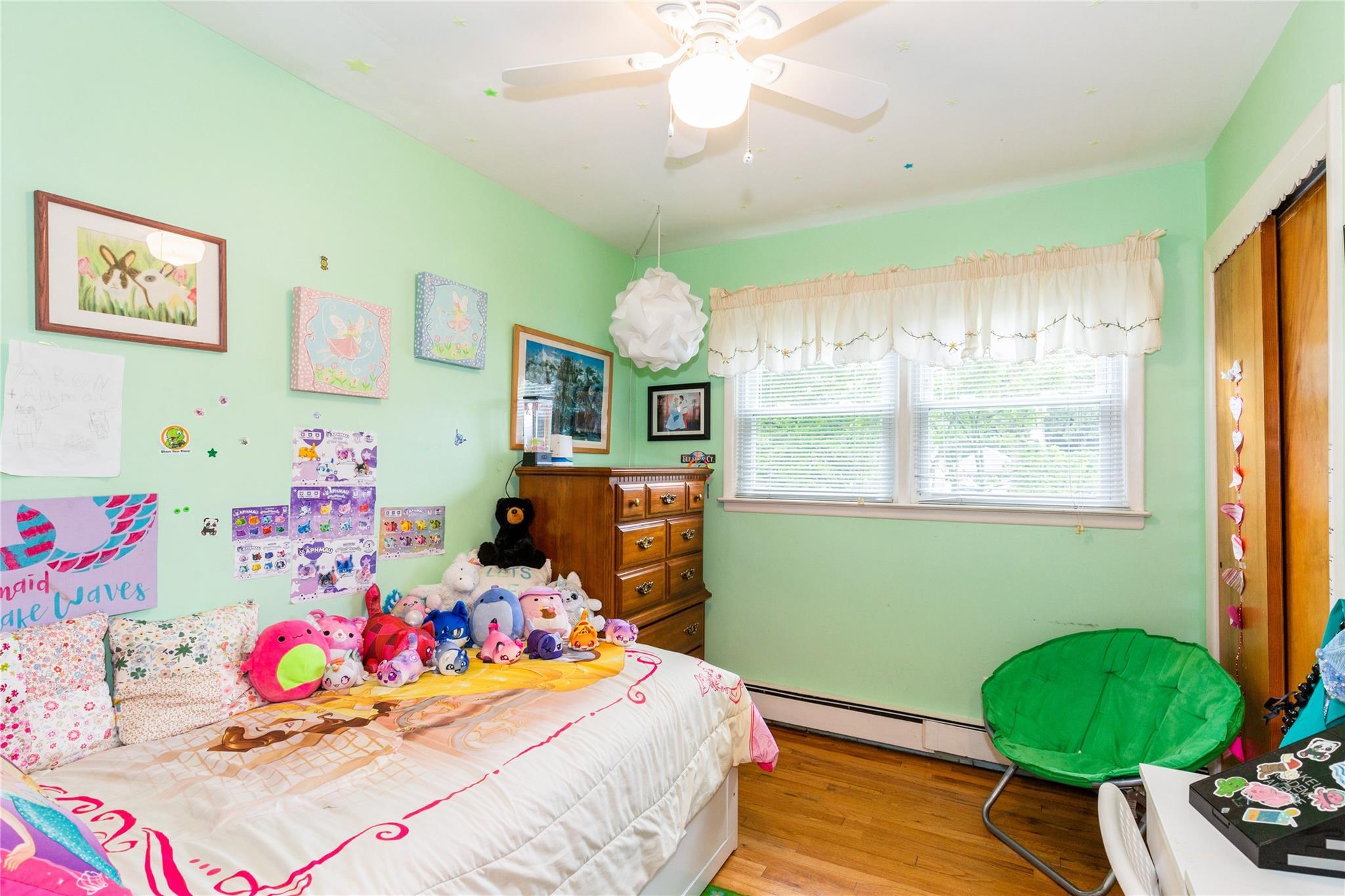 Single Family Astor  Suffolk County, NY 11780, MLS-862339-37