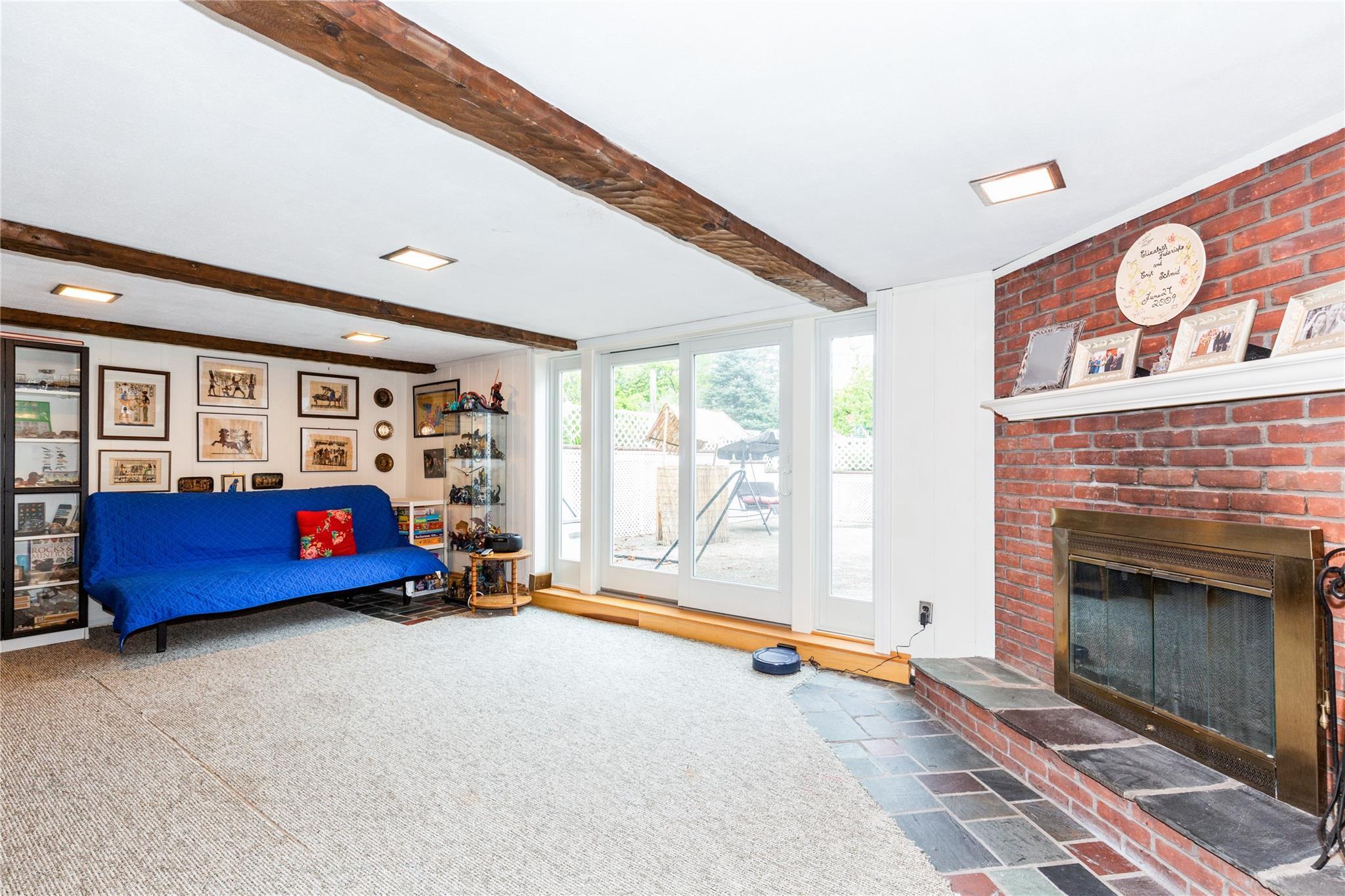 Single Family Astor  Suffolk County, NY 11780, MLS-862339-38