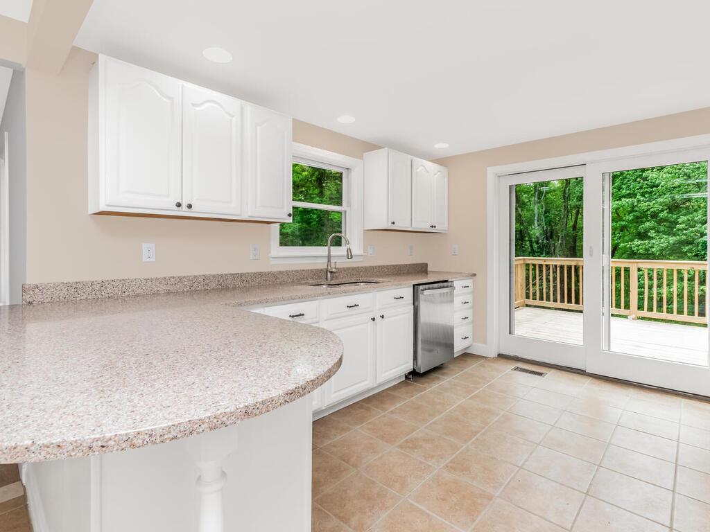 Single Family Idlewild  Dutchess County, NY 12601, MLS-862340-6