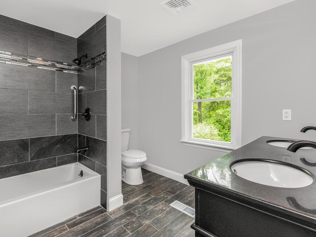 Single Family Idlewild  Dutchess County, NY 12601, MLS-862340-8