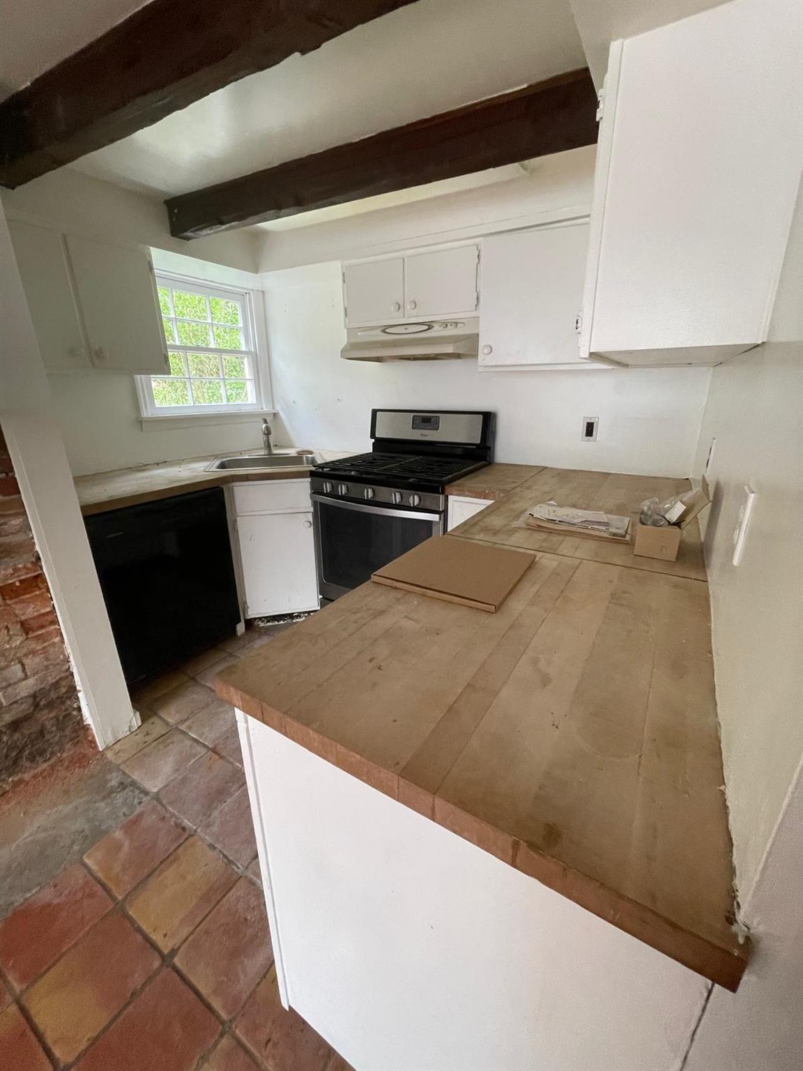 Single Family Main  Nassau County, NY 11576, MLS-862353-12