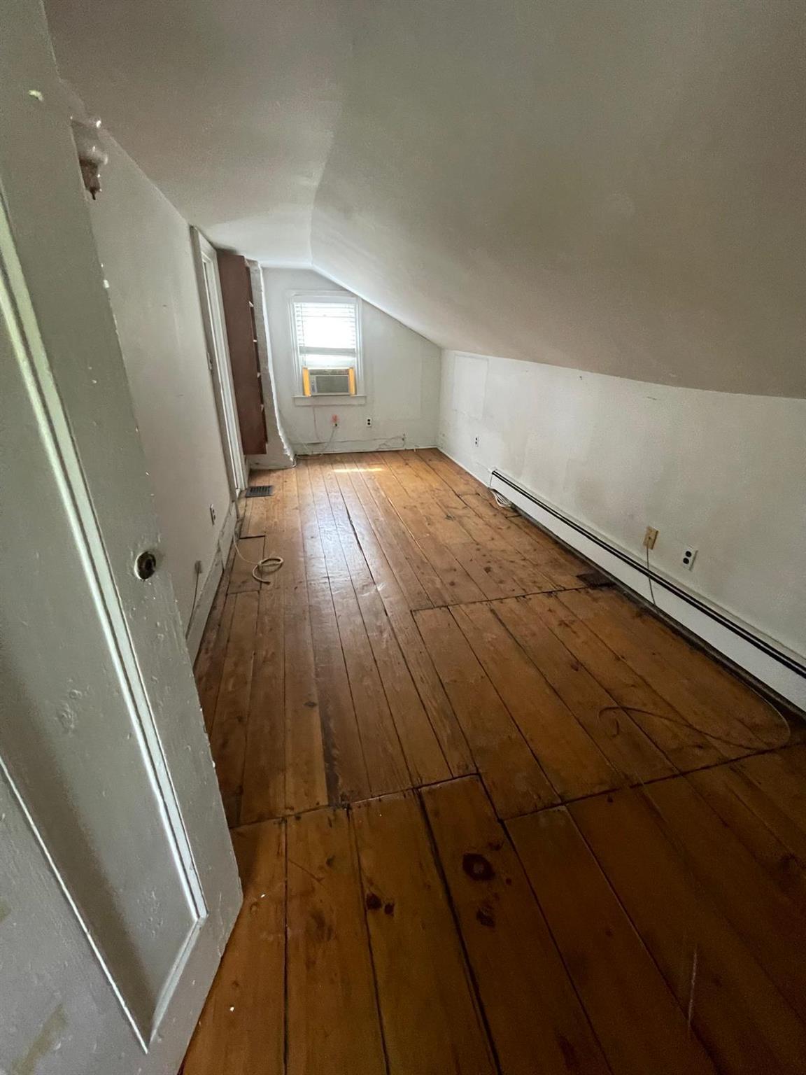 Single Family Main  Nassau County, NY 11576, MLS-862353-19