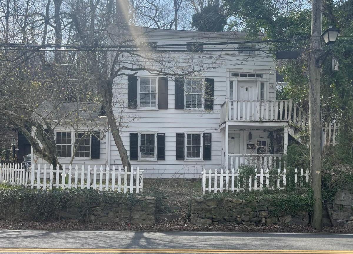 Single Family Main  Nassau County, NY 11576, MLS-862353-2