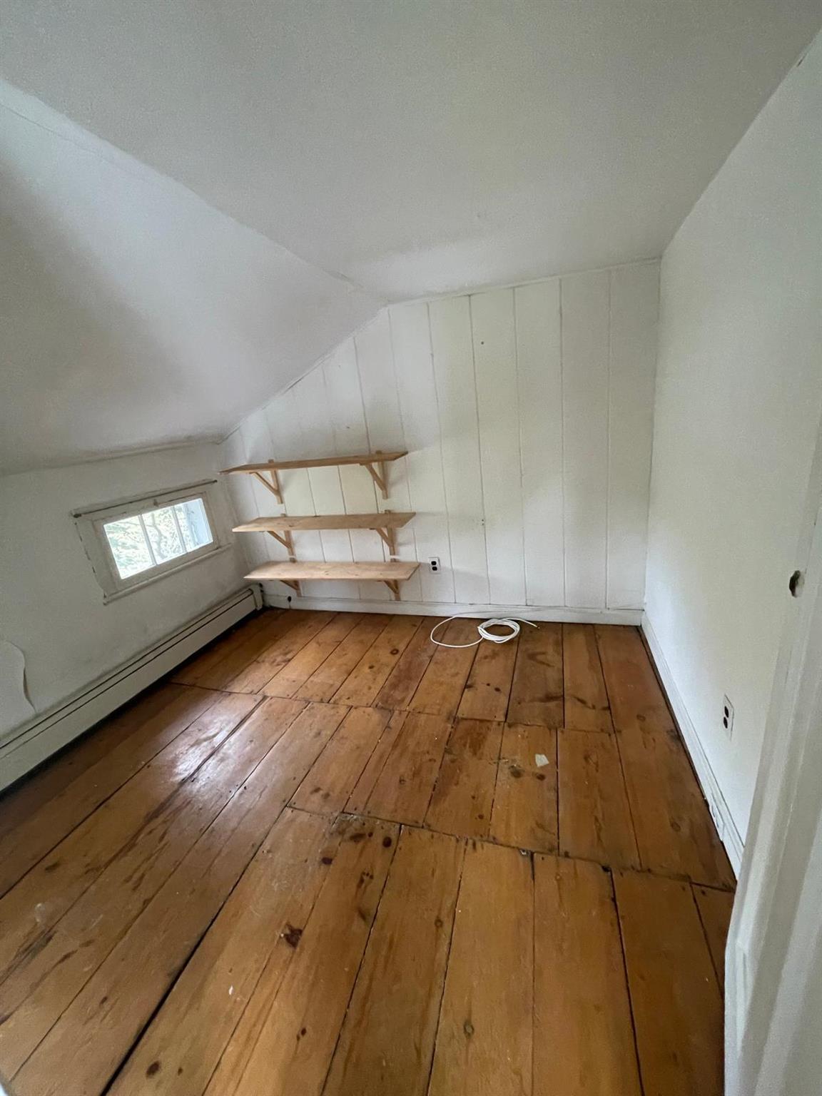 Single Family Main  Nassau County, NY 11576, MLS-862353-21