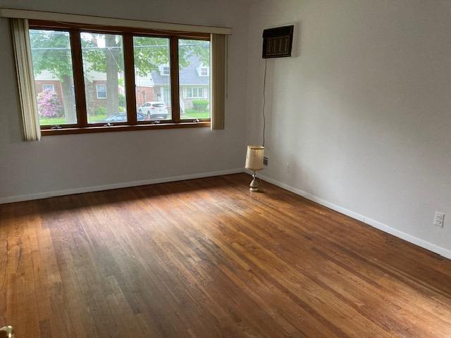 Single Family 67th  Queens, NY 11365, MLS-862376-3