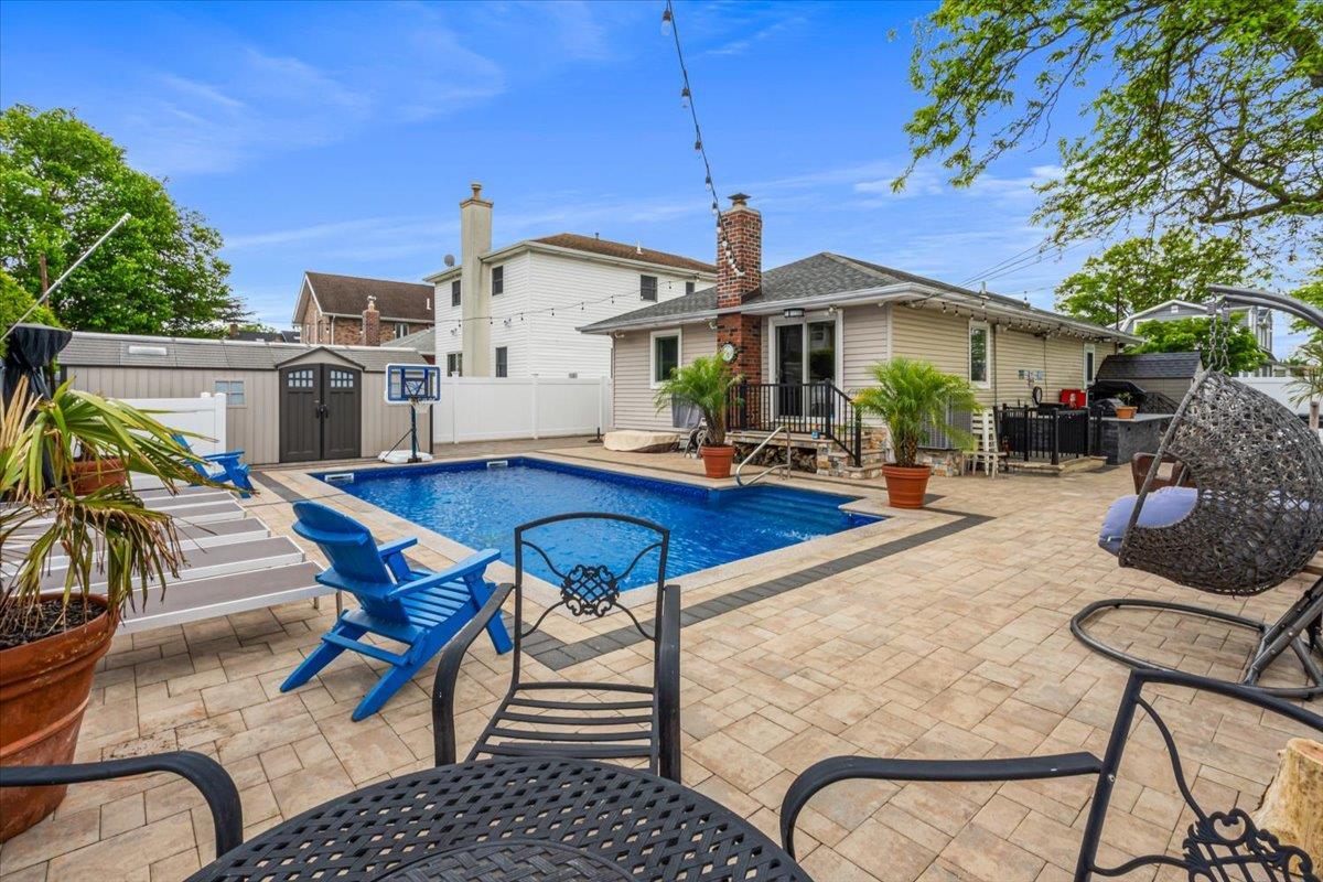 Single Family 80th Street  Queens, NY 11414, MLS-862381-26