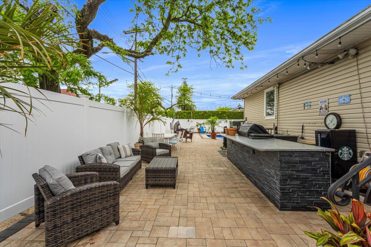 Single Family 80th Street  Queens, NY 11414, MLS-862381-27