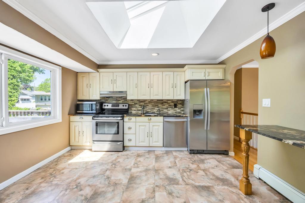 Single Family Terrace View  Nassau County, NY 11735, MLS-862386-12