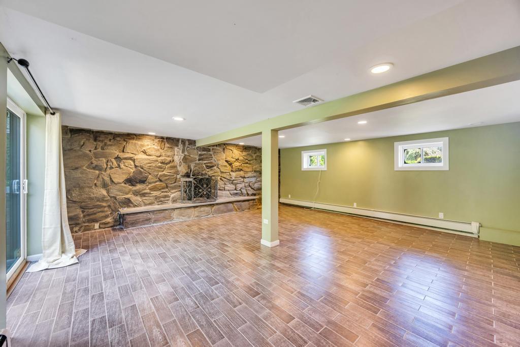 Single Family Terrace View  Nassau County, NY 11735, MLS-862386-22