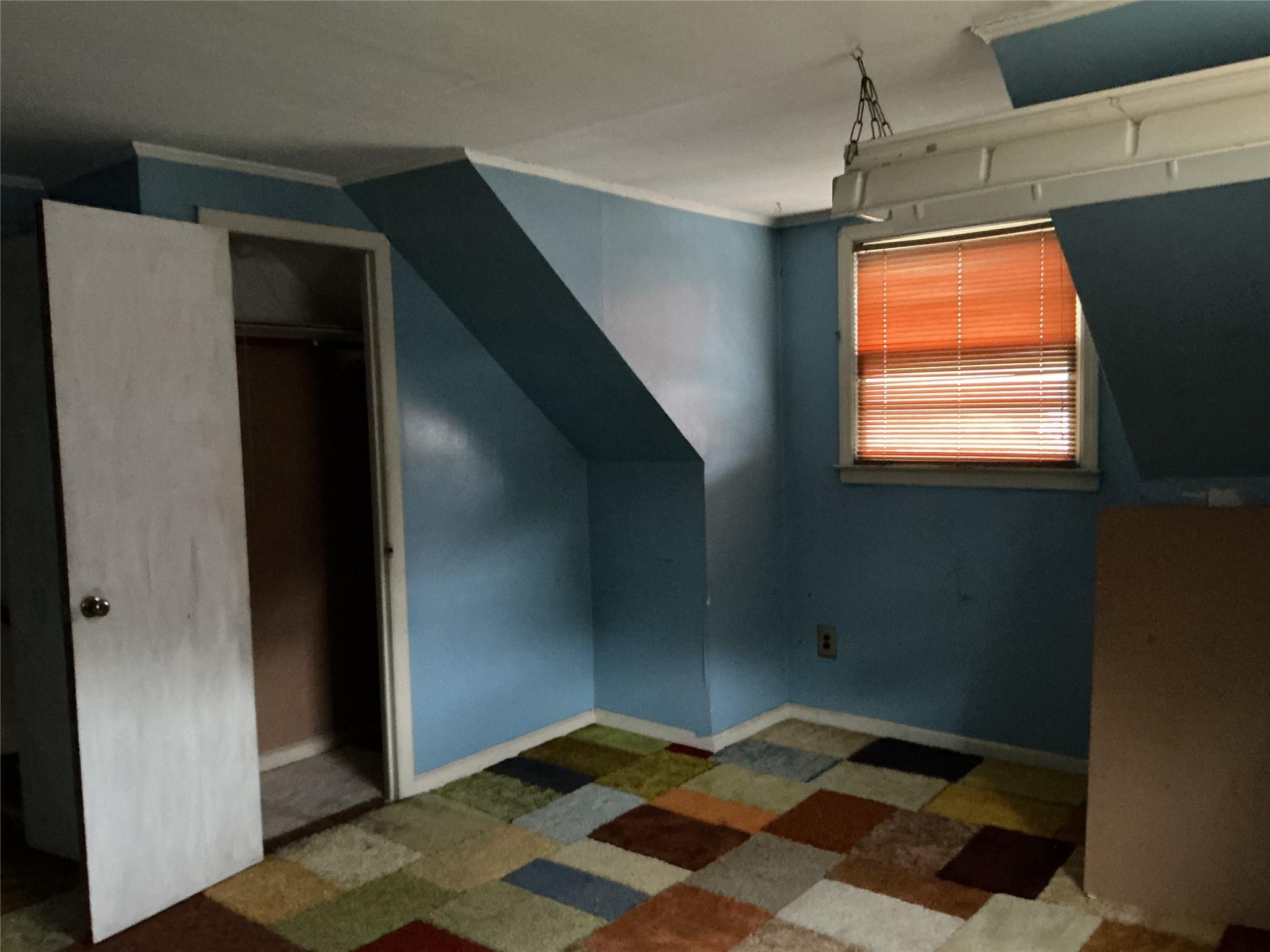 Single Family Chestnut  Nassau County, NY 11758, MLS-862397-10