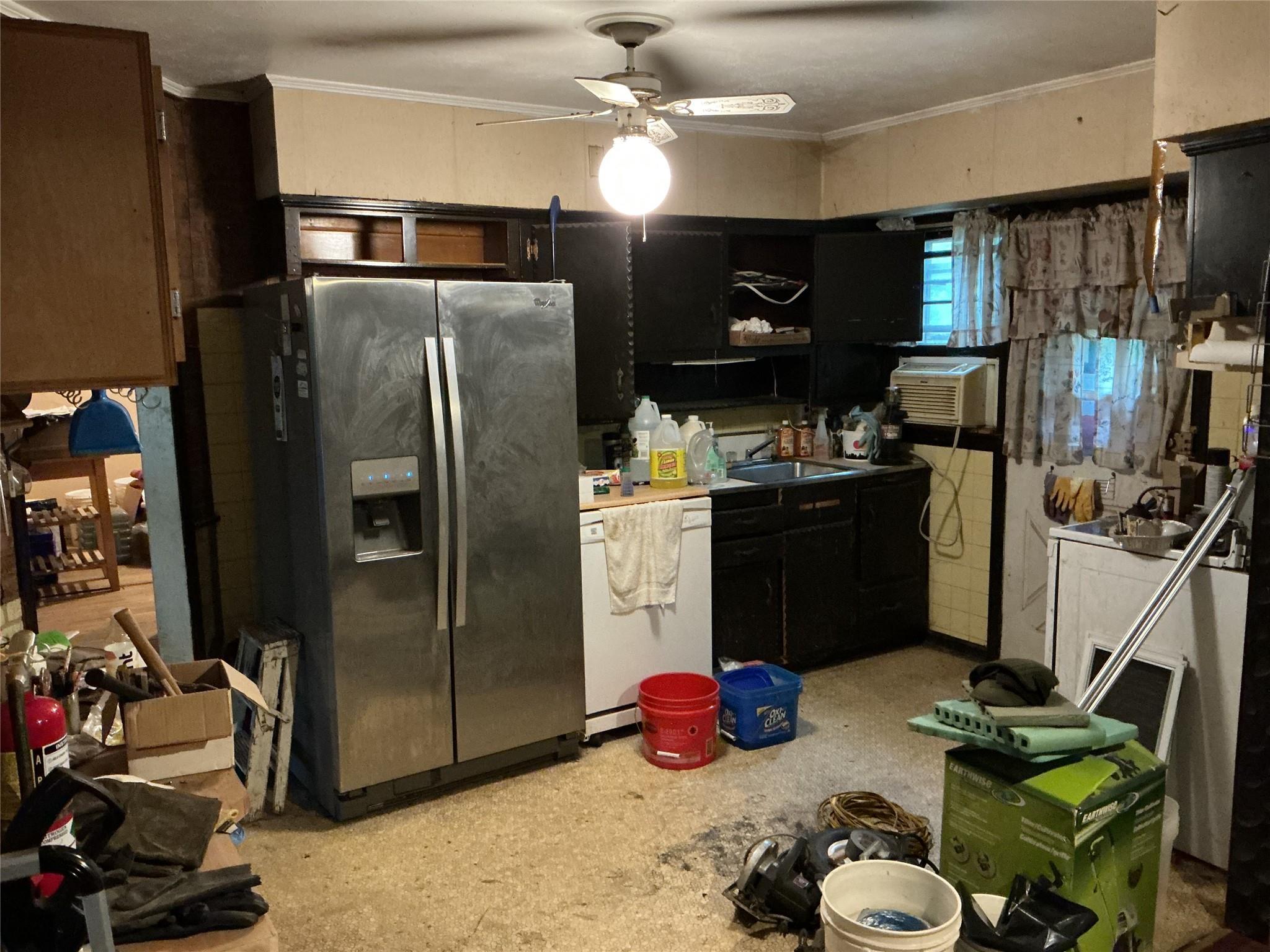 Single Family Chestnut  Nassau County, NY 11758, MLS-862397-3