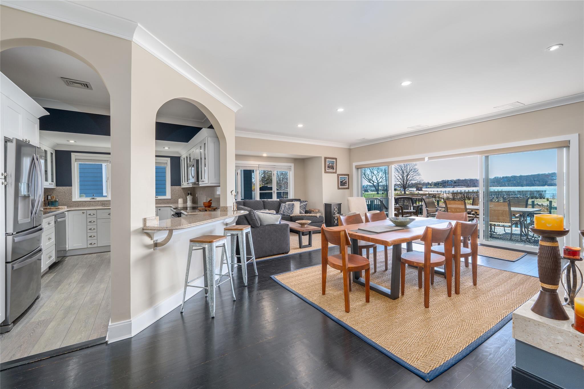 Condo 6th  Suffolk County, NY 11944, MLS-862399-7