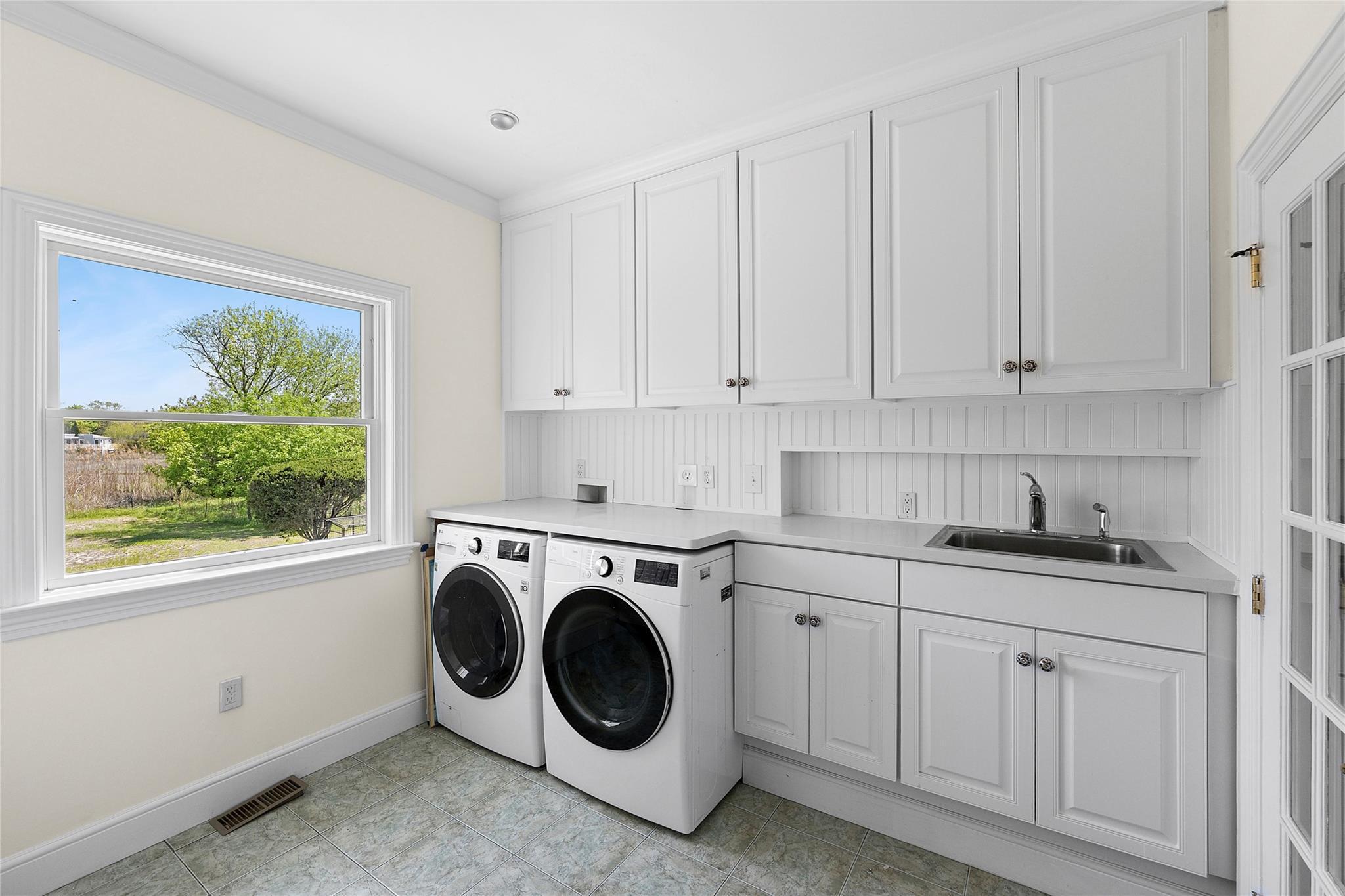 Single Family South Country Suffolk County, NY 11977, MLS-862402-19