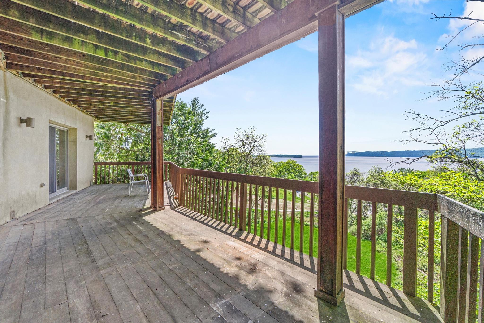 Single Family Albany Post  Westchester County, NY 10520, MLS-862422-37