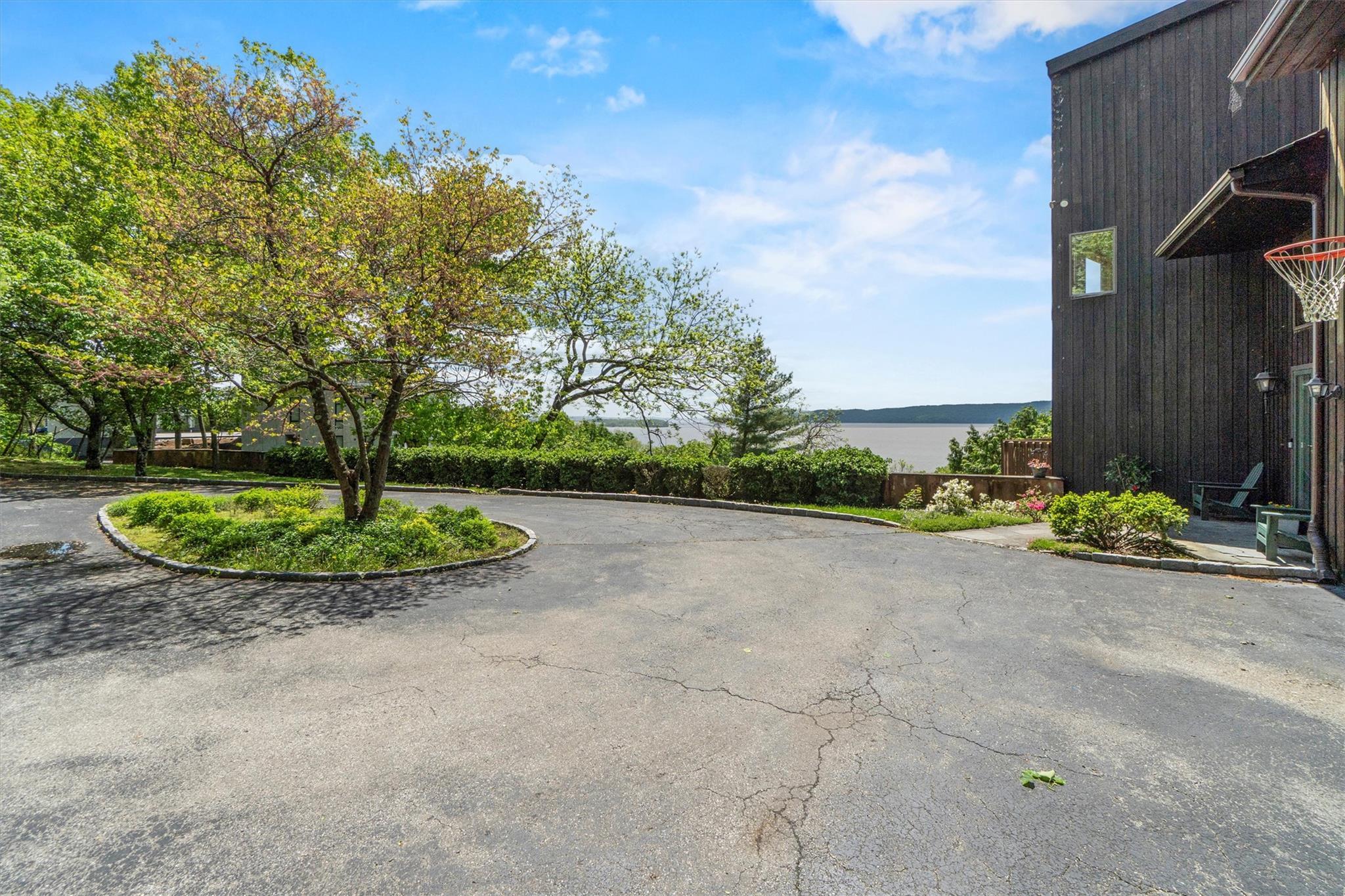 Single Family Albany Post  Westchester County, NY 10520, MLS-862422-43