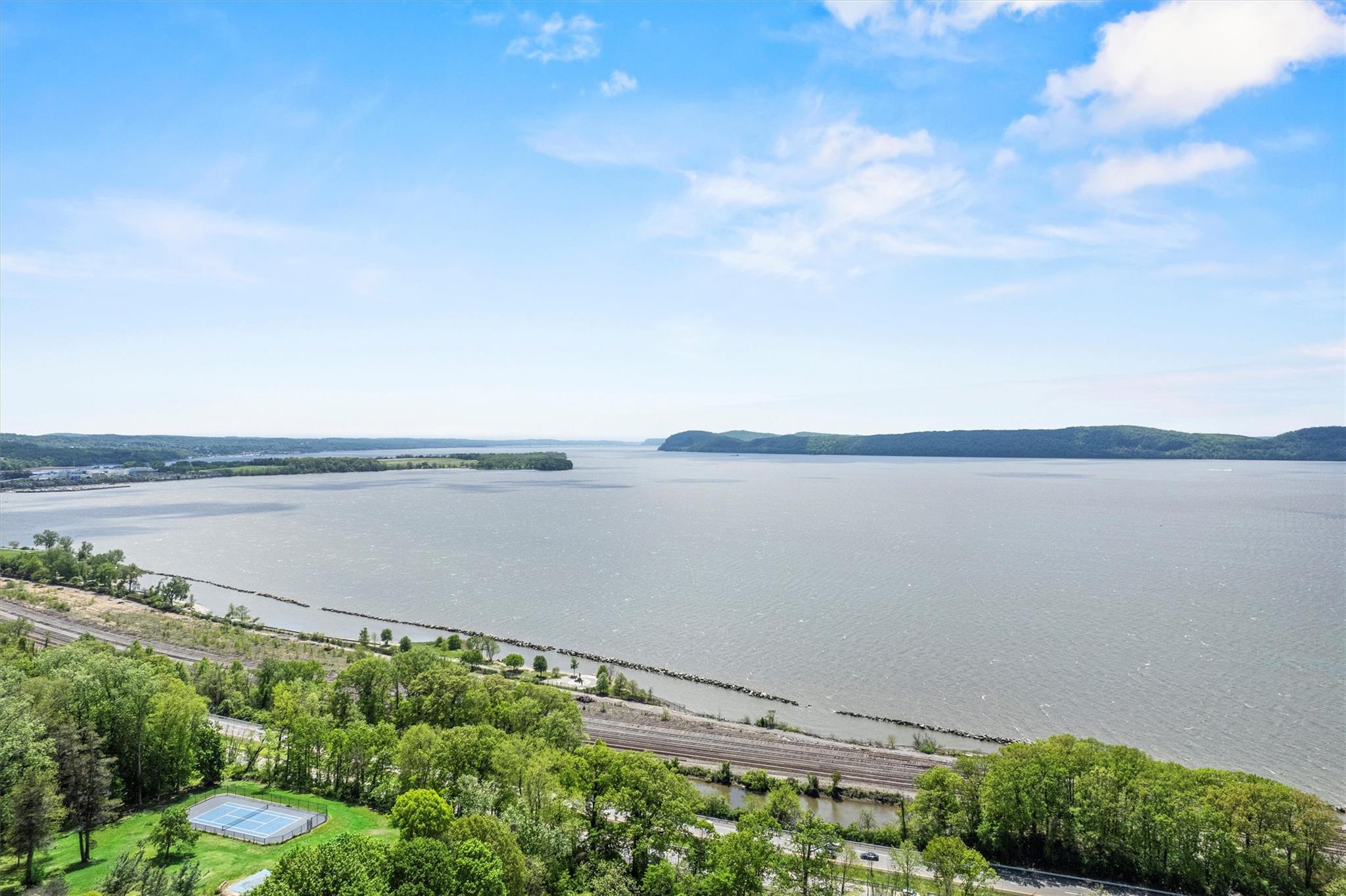 Single Family Albany Post  Westchester County, NY 10520, MLS-862422-46