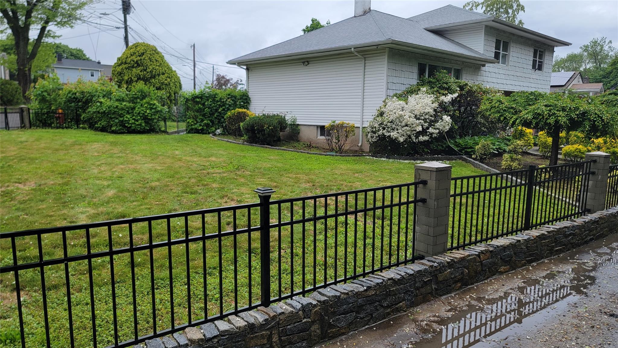 Single Family Cheshire  Westchester County, NY 10710, MLS-862430-3