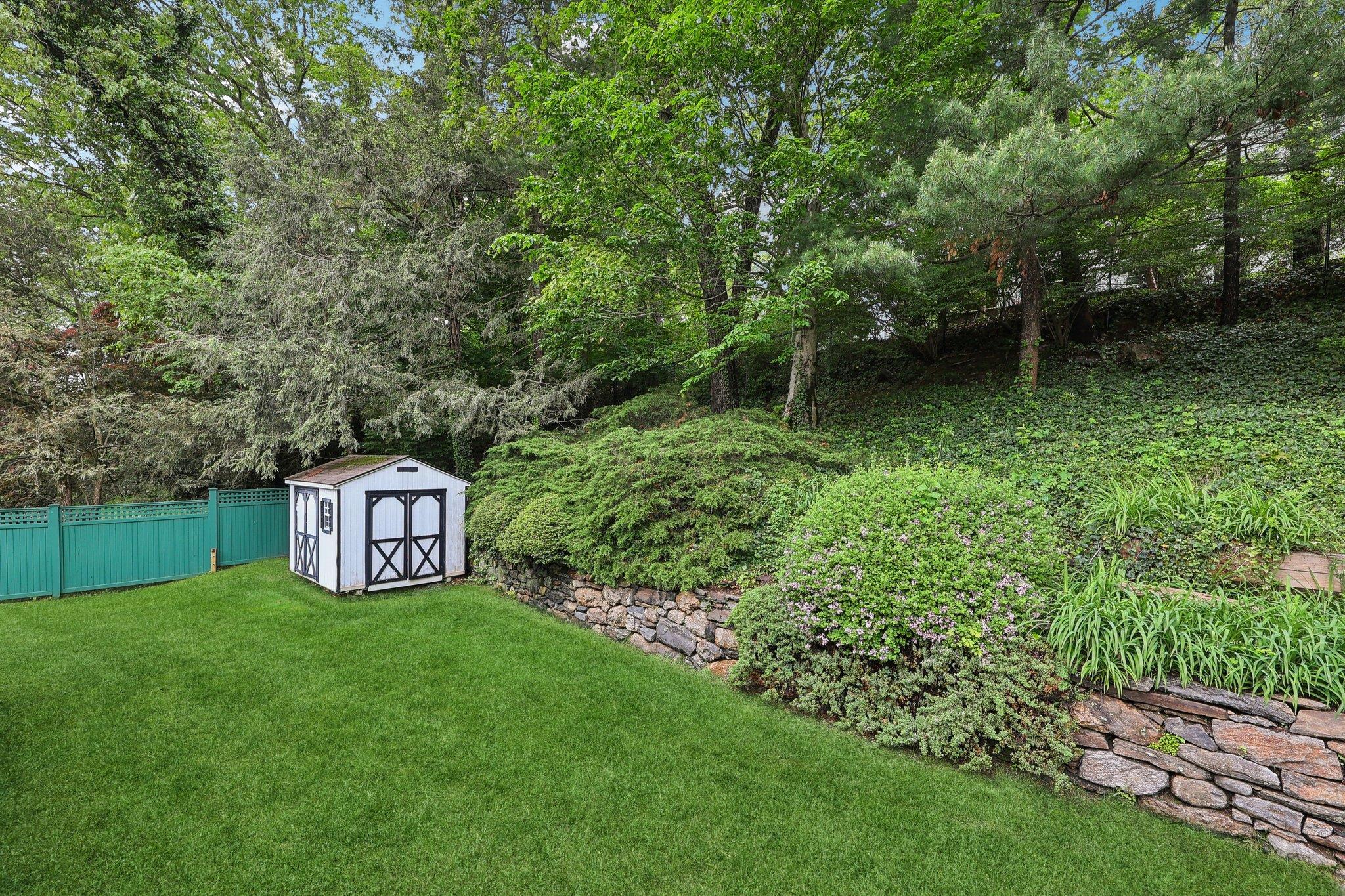Single Family Rolling  Westchester County, NY 10804, MLS-862432-42