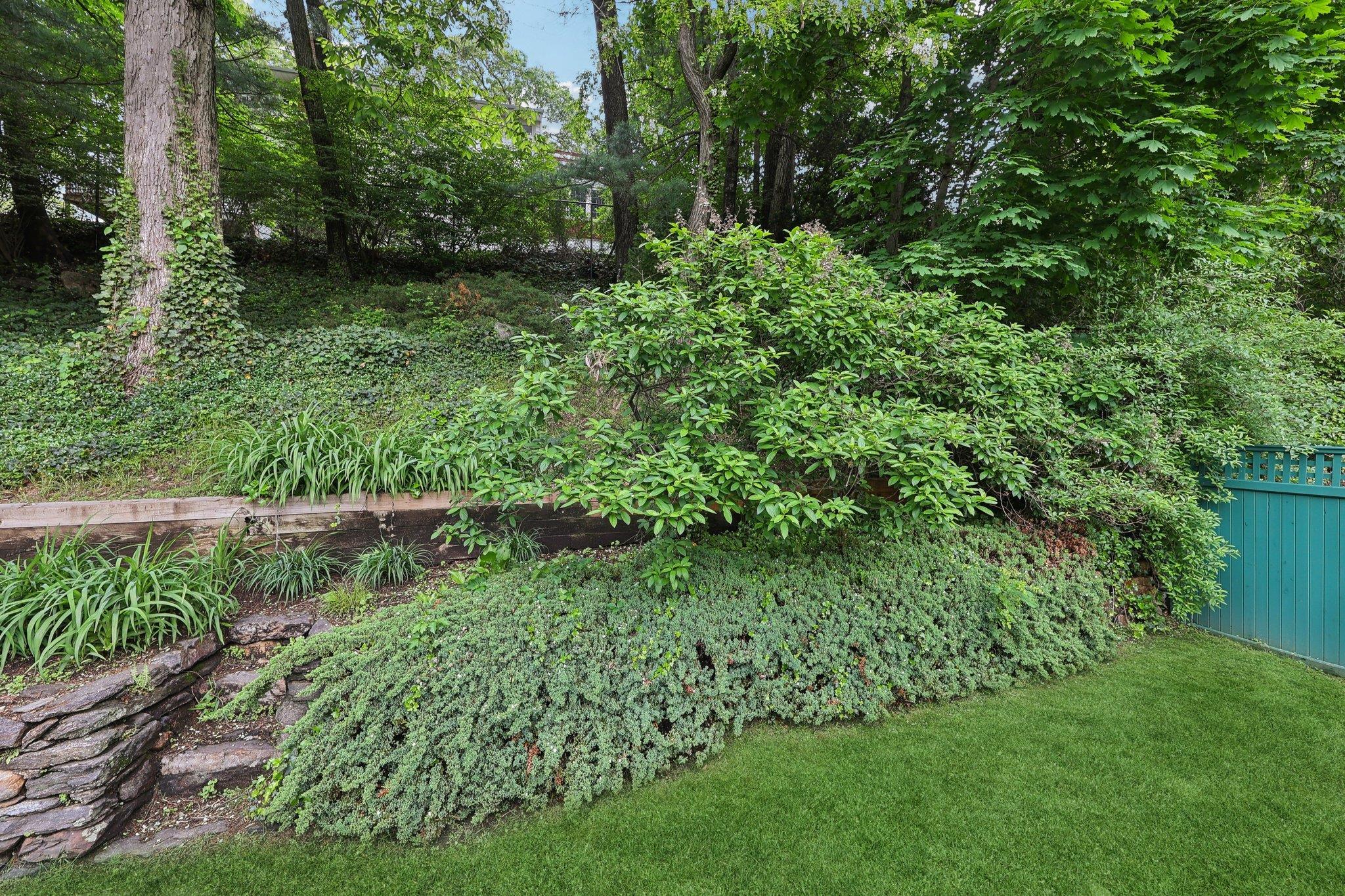 Single Family Rolling  Westchester County, NY 10804, MLS-862432-44
