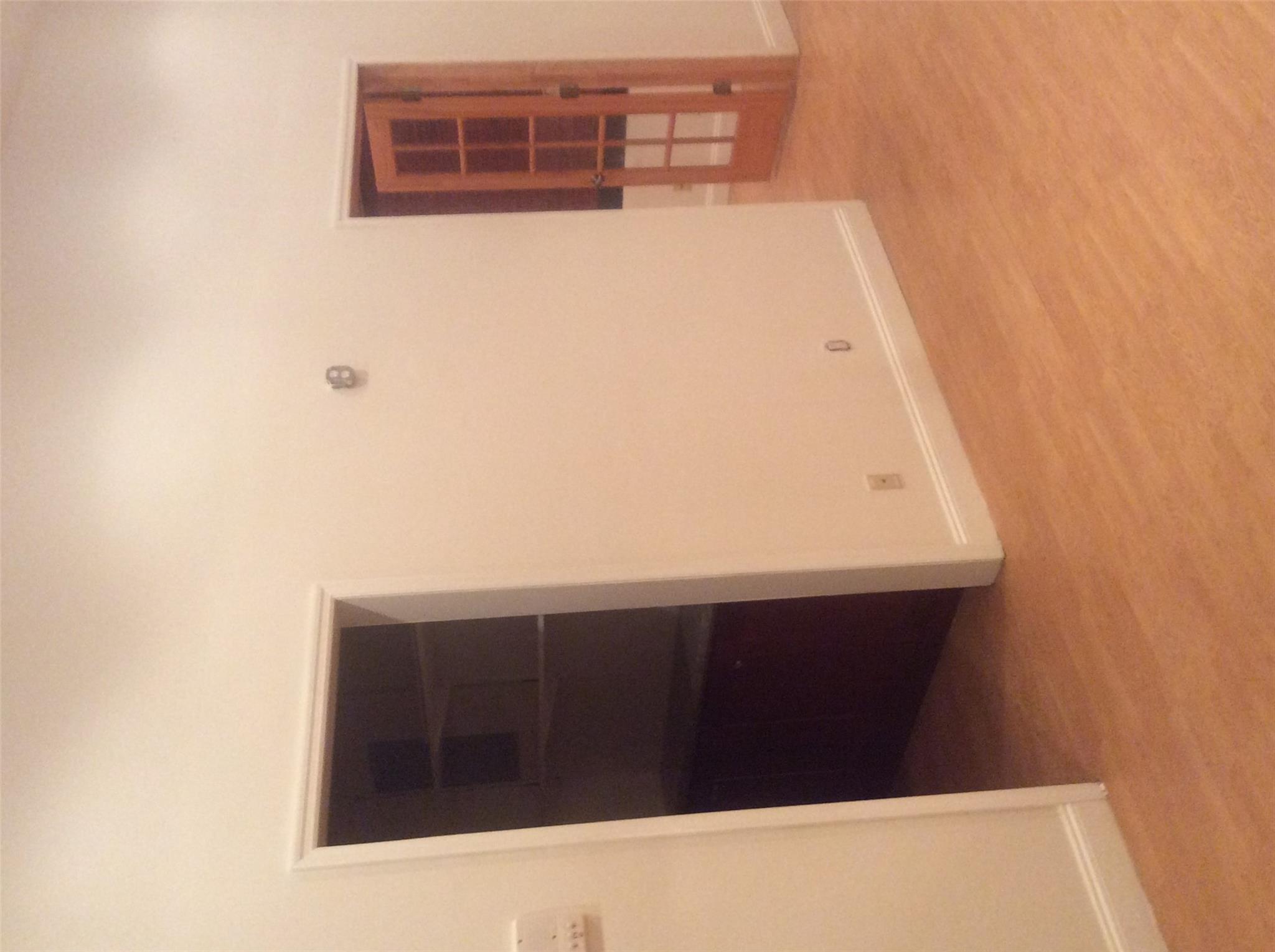 Commercial Lease Street  Queens, NY 11357, MLS-862433-5