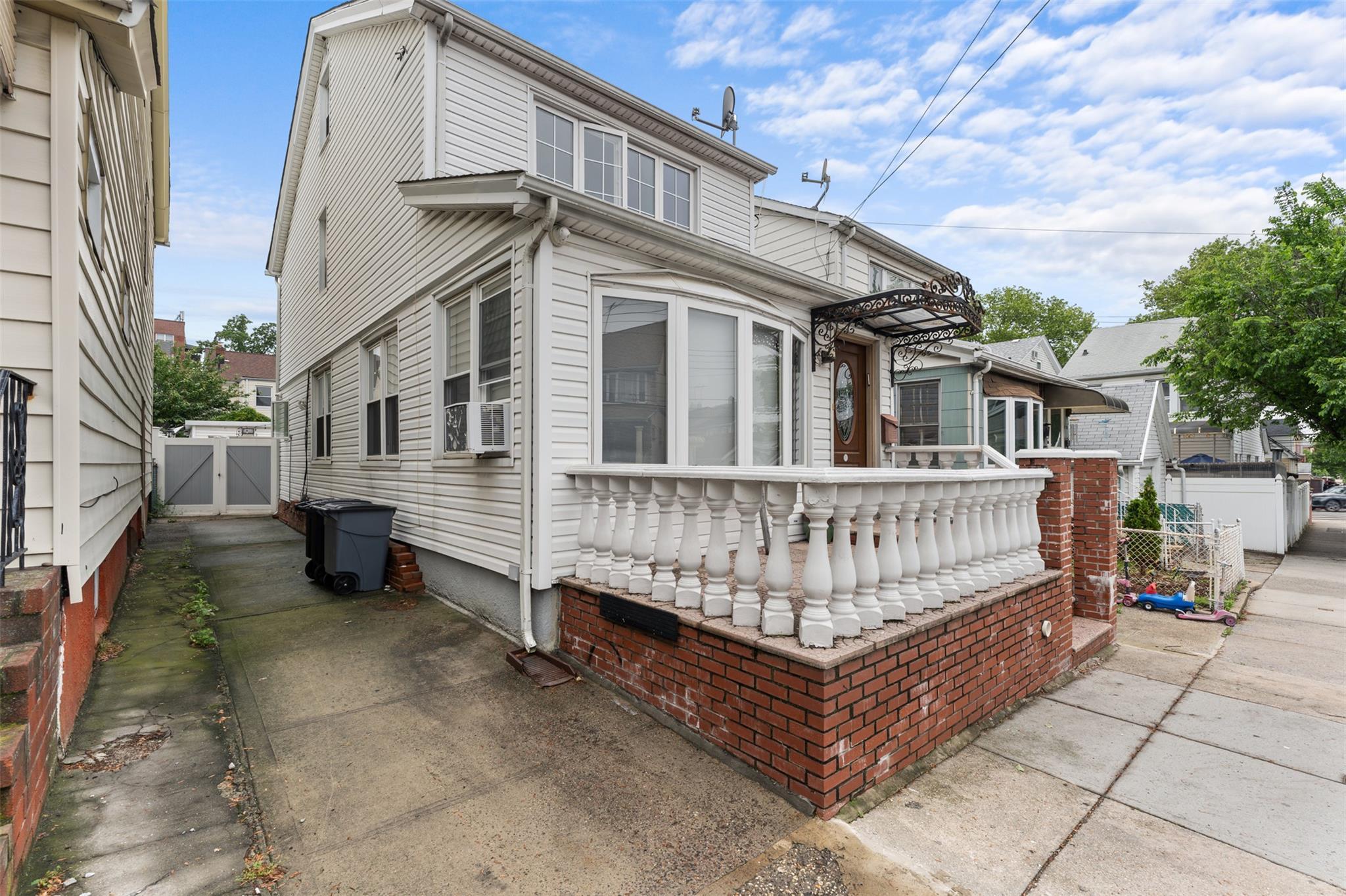 Single Family 153rd  Queens, NY 11367, MLS-862452-25