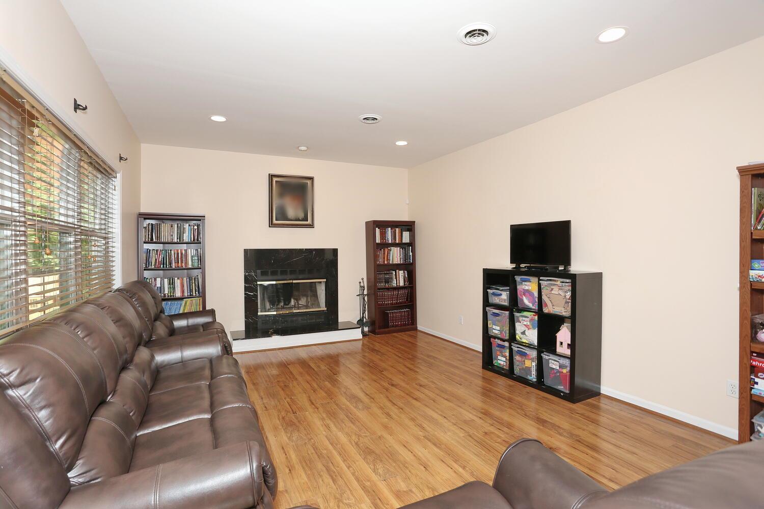 Single Family Airmont  Rockland County, NY 10901, MLS-862461-13