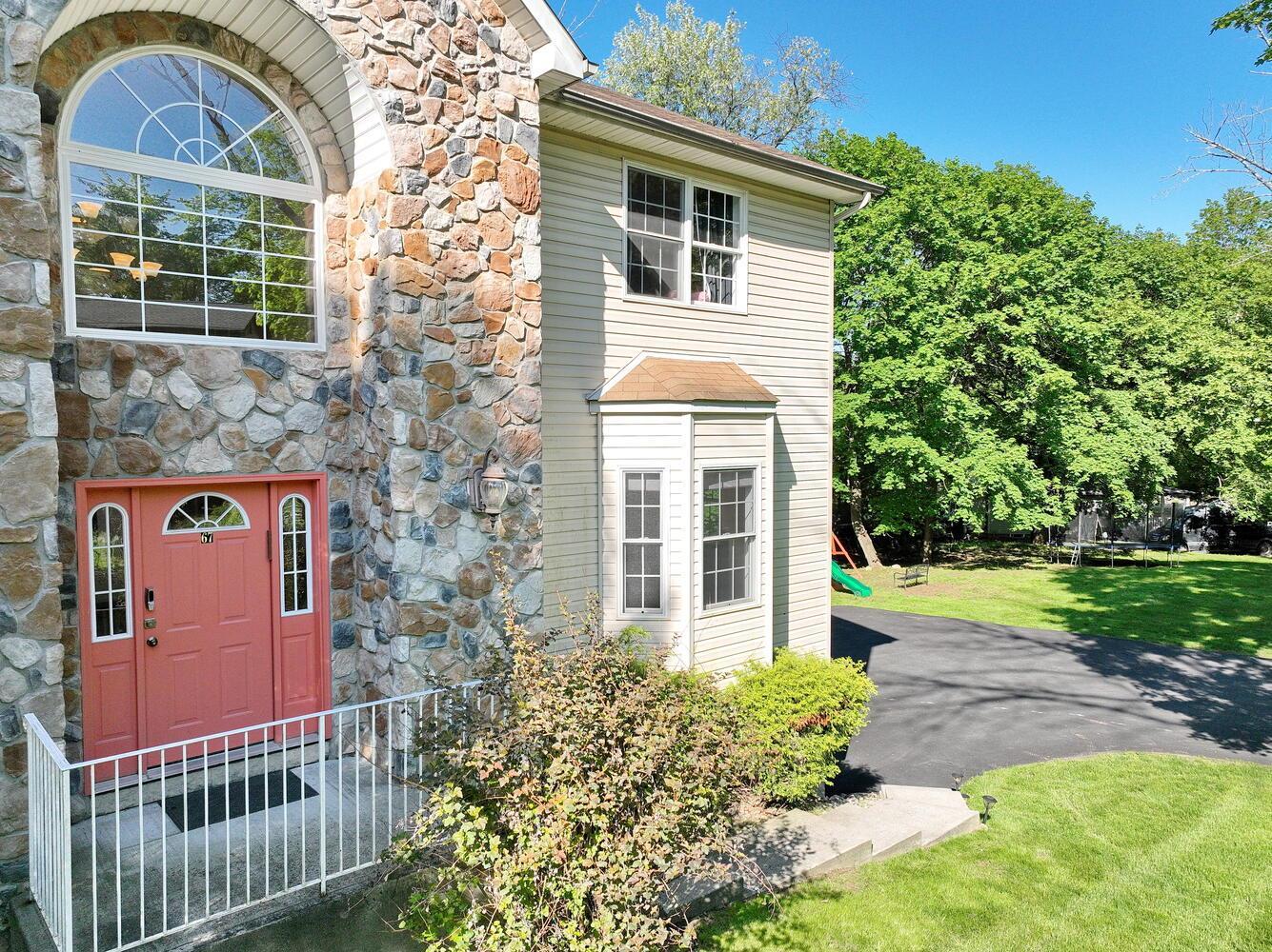 Single Family Airmont  Rockland County, NY 10901, MLS-862461-2