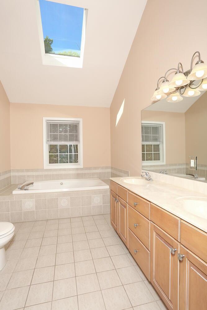 Single Family Airmont  Rockland County, NY 10901, MLS-862461-25