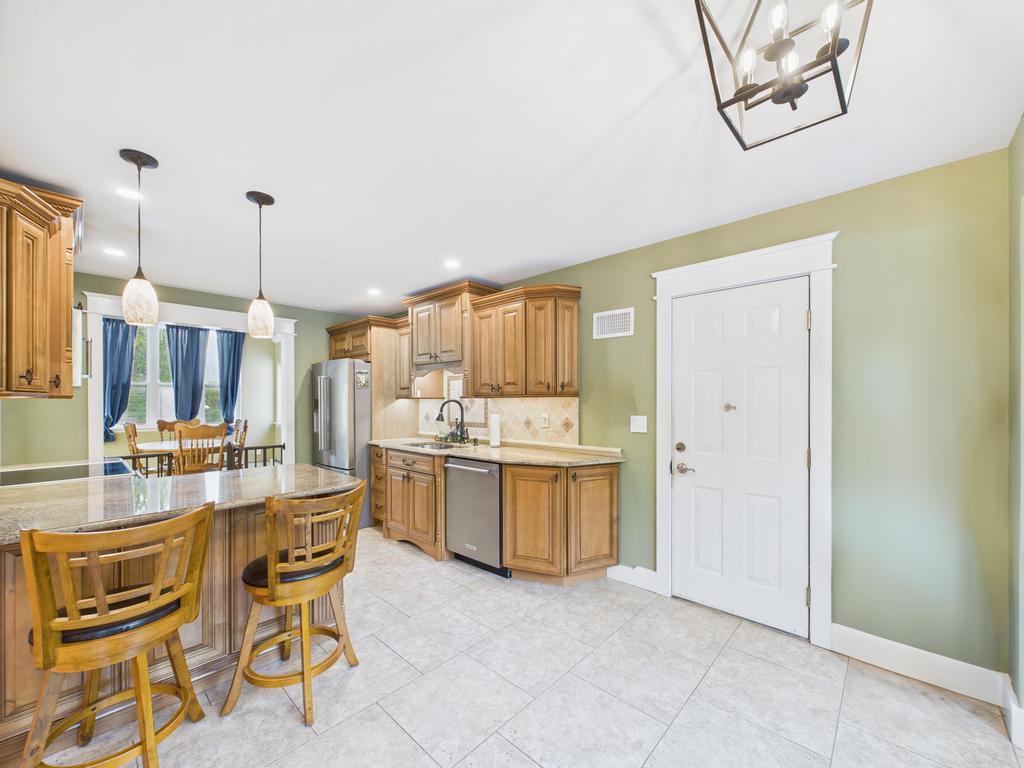 Single Family Lambert  Suffolk County, NY 11950, MLS-862484-11