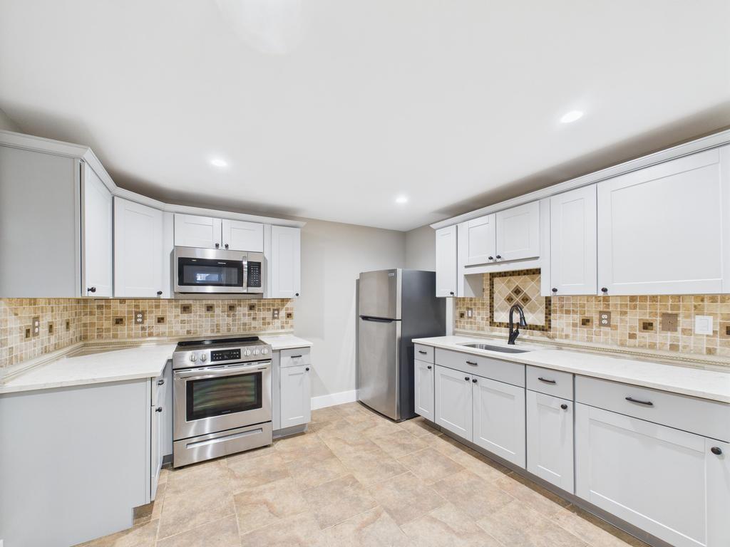 Single Family Lambert  Suffolk County, NY 11950, MLS-862484-29