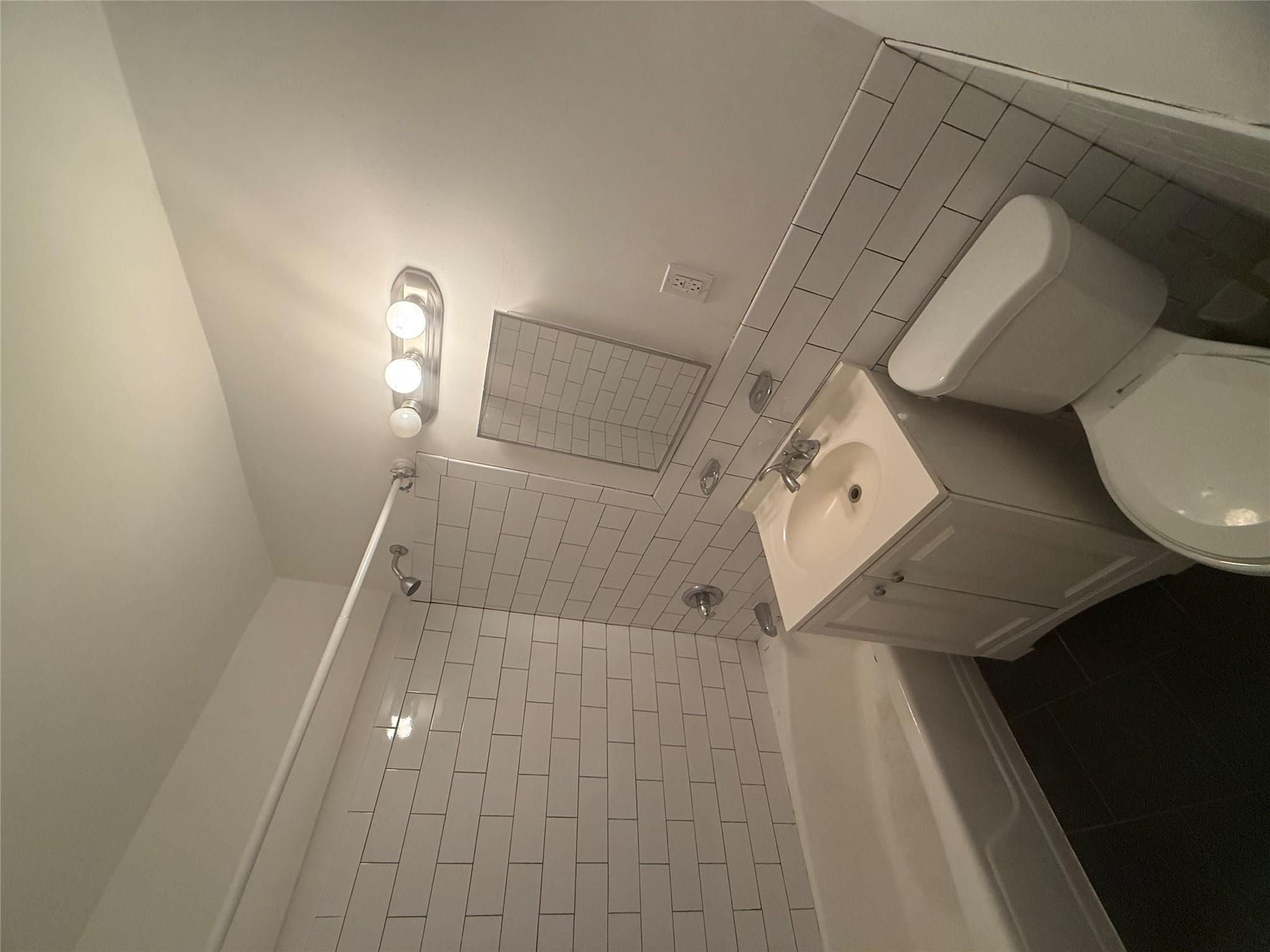 Coop Thwaites  Bronx, NY 10467, MLS-862485-10