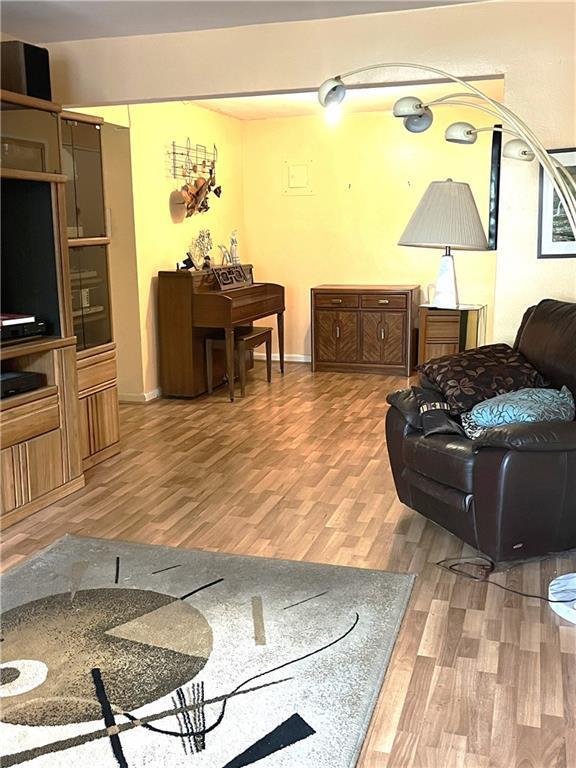 Coop Homecrest Ave  Brooklyn, NY 11235, MLS-862486-3