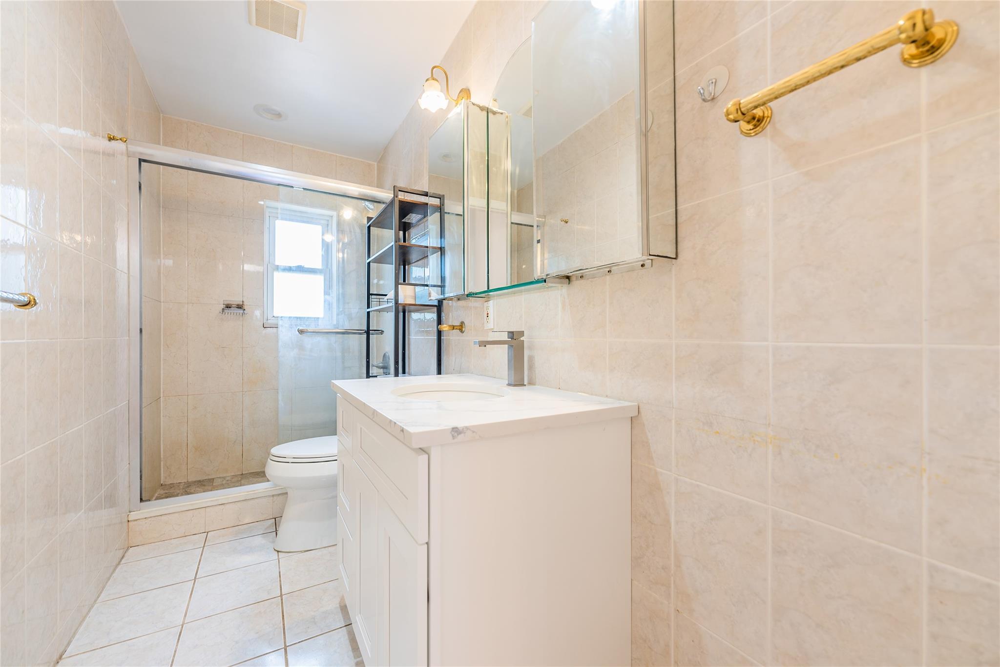 Single Family 247th St  Queens, NY 11363, MLS-862509-25