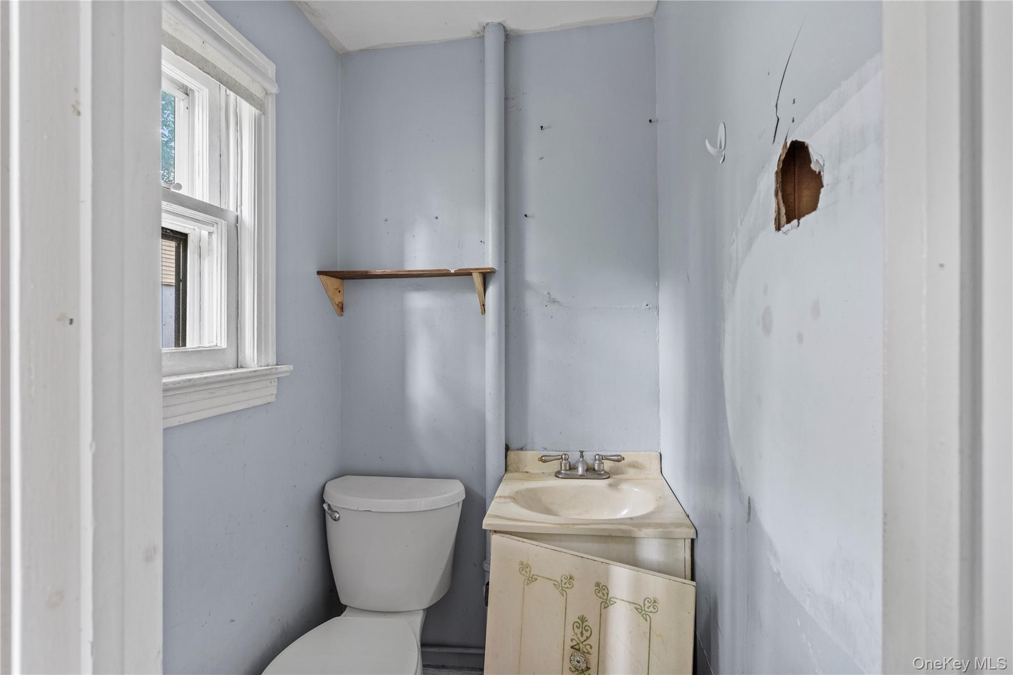 Single Family North  Orange County, NY 12550, MLS-862519-8