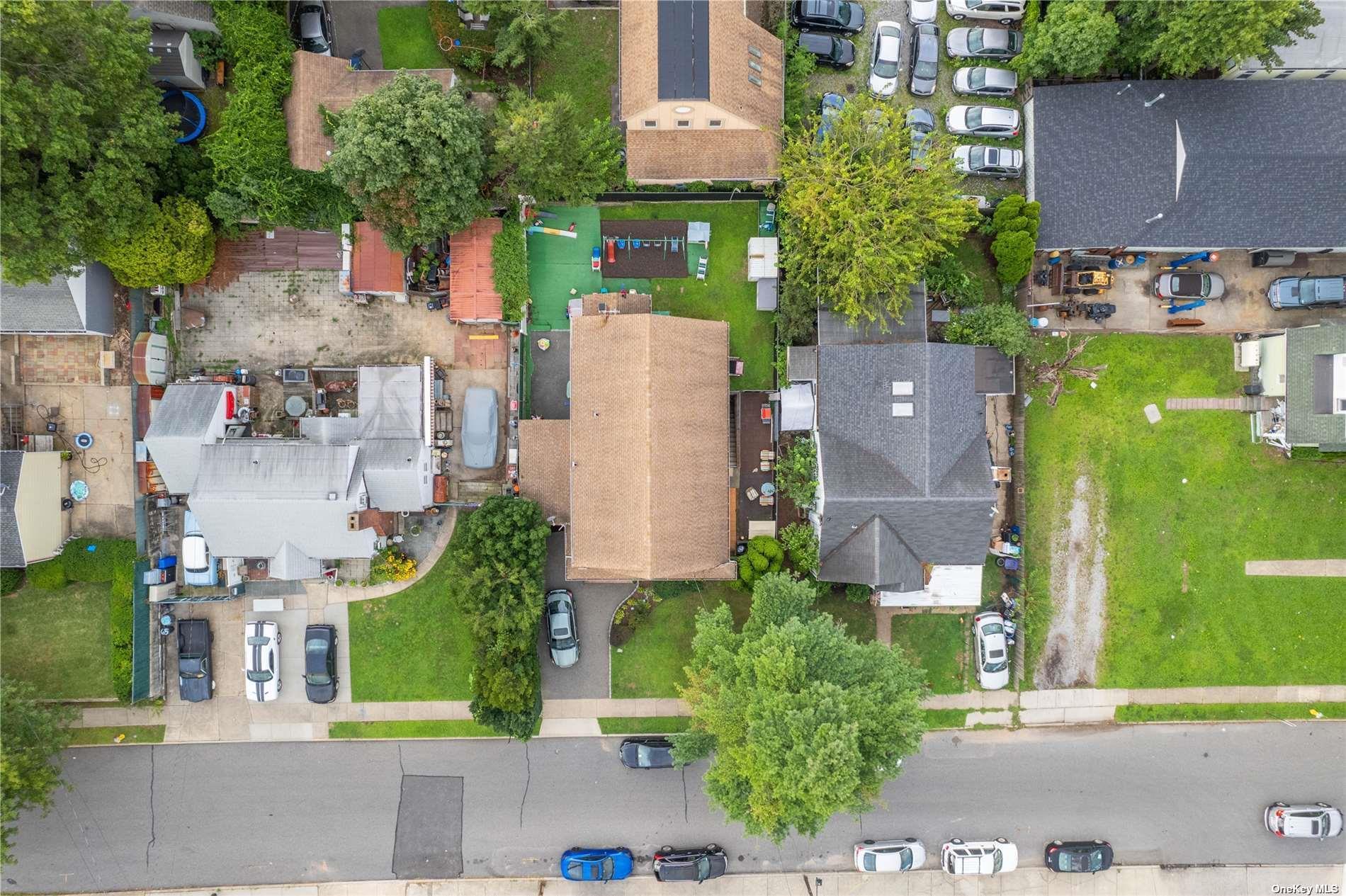 Single Family Myrtle  Nassau County, NY 11590, MLS-862538-16