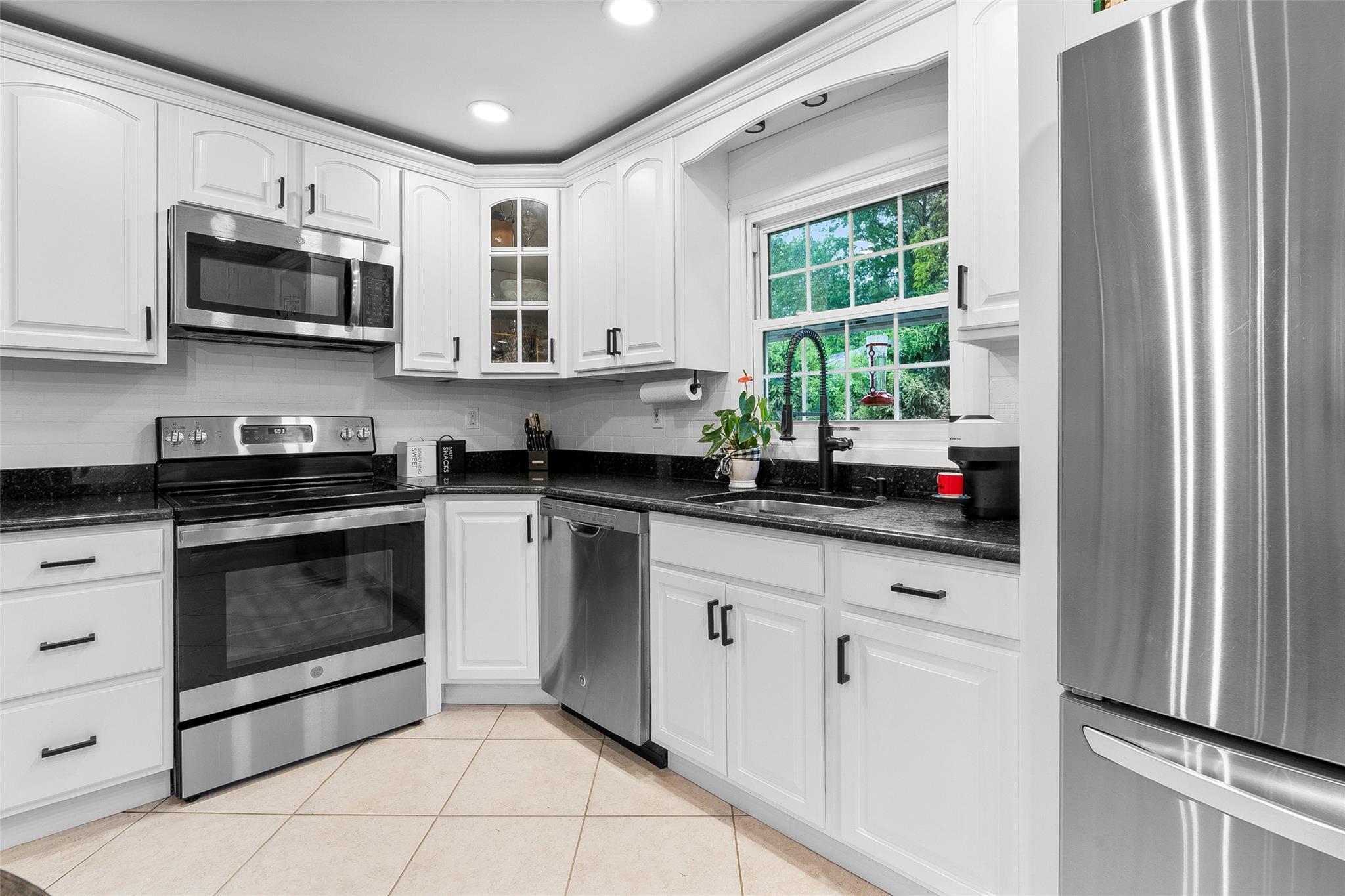 Single Family Cross  Westchester County, NY 10502, MLS-862543-16