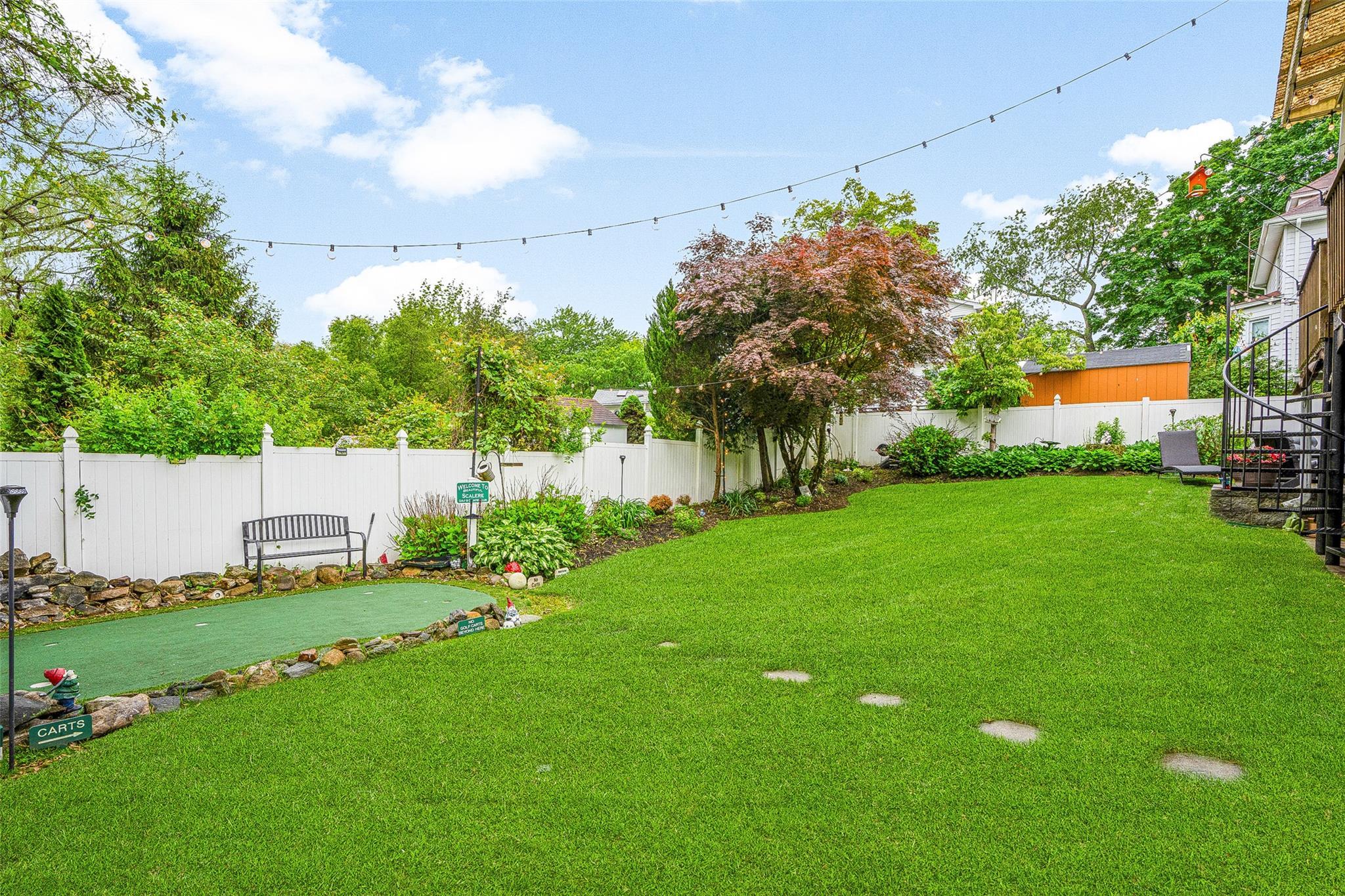 Single Family Cross  Westchester County, NY 10502, MLS-862543-36