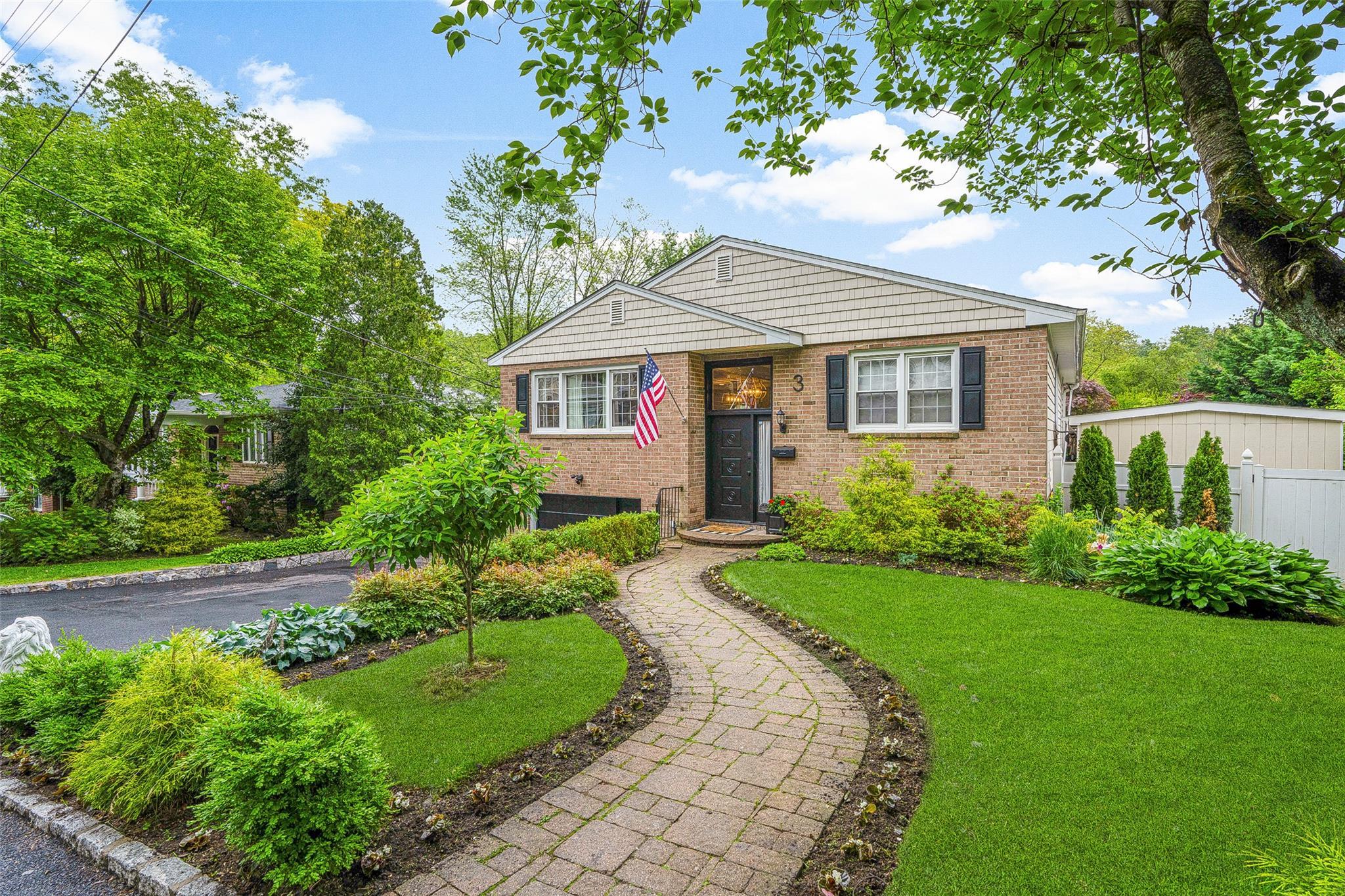 Single Family Cross  Westchester County, NY 10502, MLS-862543-6