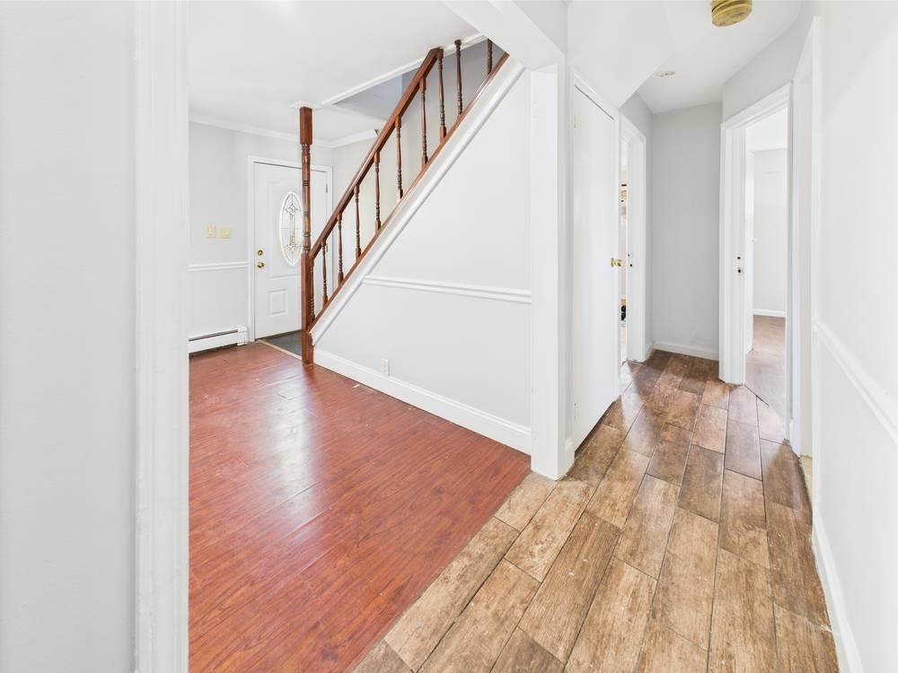 Single Family State  Suffolk County, NY 11798, MLS-862547-8